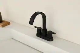 Bathroom Sink Faucet 2-Handle Centerset Bathroom Faucet