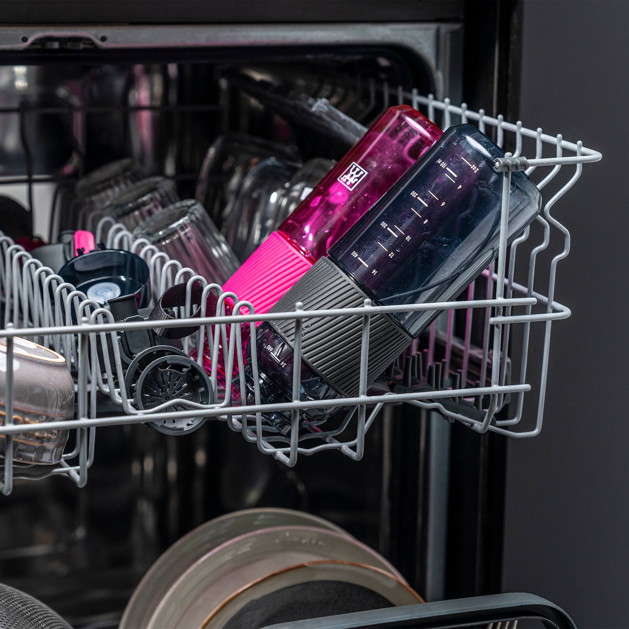 Alt View 4. ZWILLING - ZWILLING Tritan 24-ounce Water Bottle - Grey - Grey.