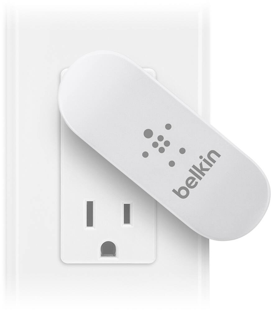 Front. Belkin - 2-Port Swivel Charger - White.