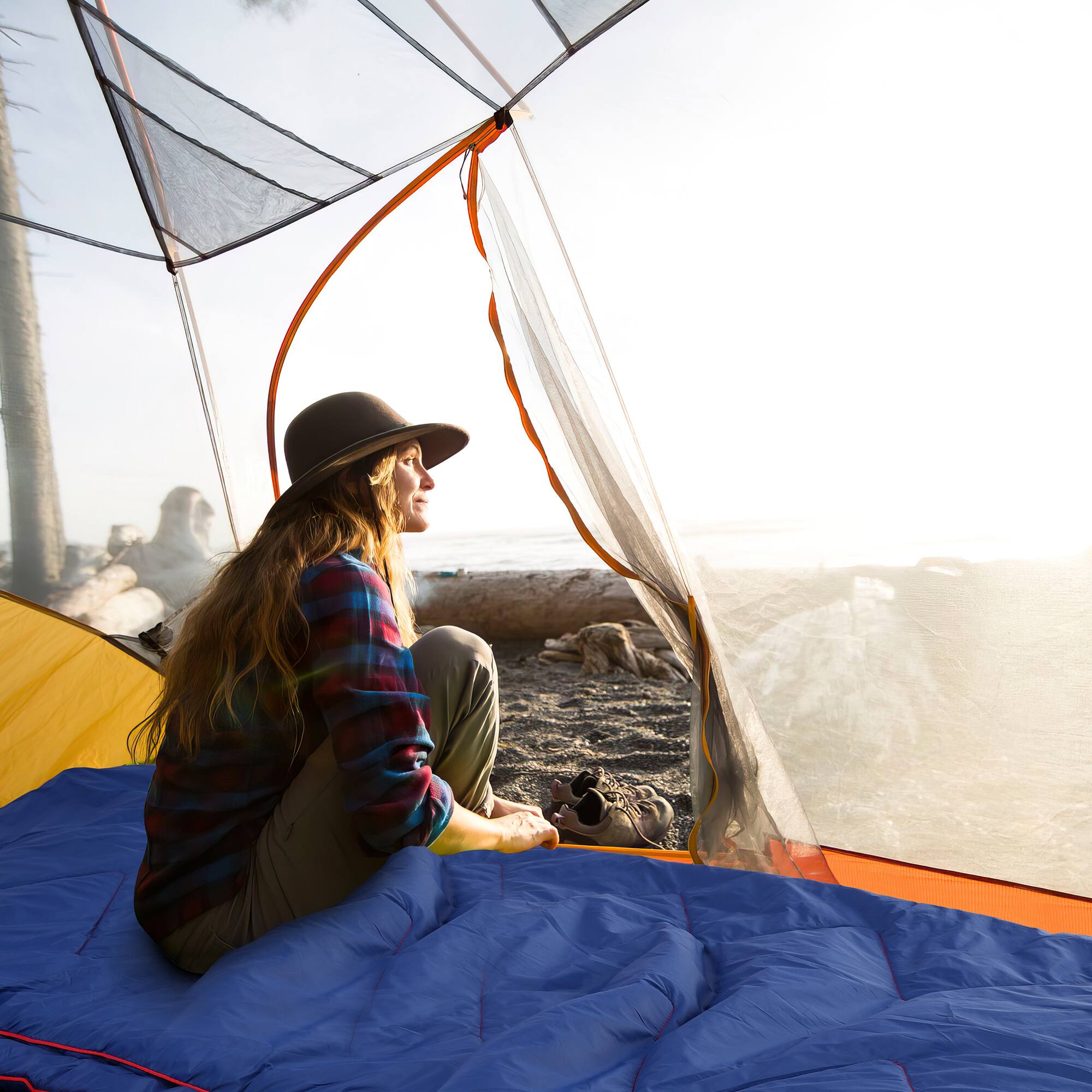 Left. VIVZONE - Outdoor Blanket with Poncho Function - Blue.