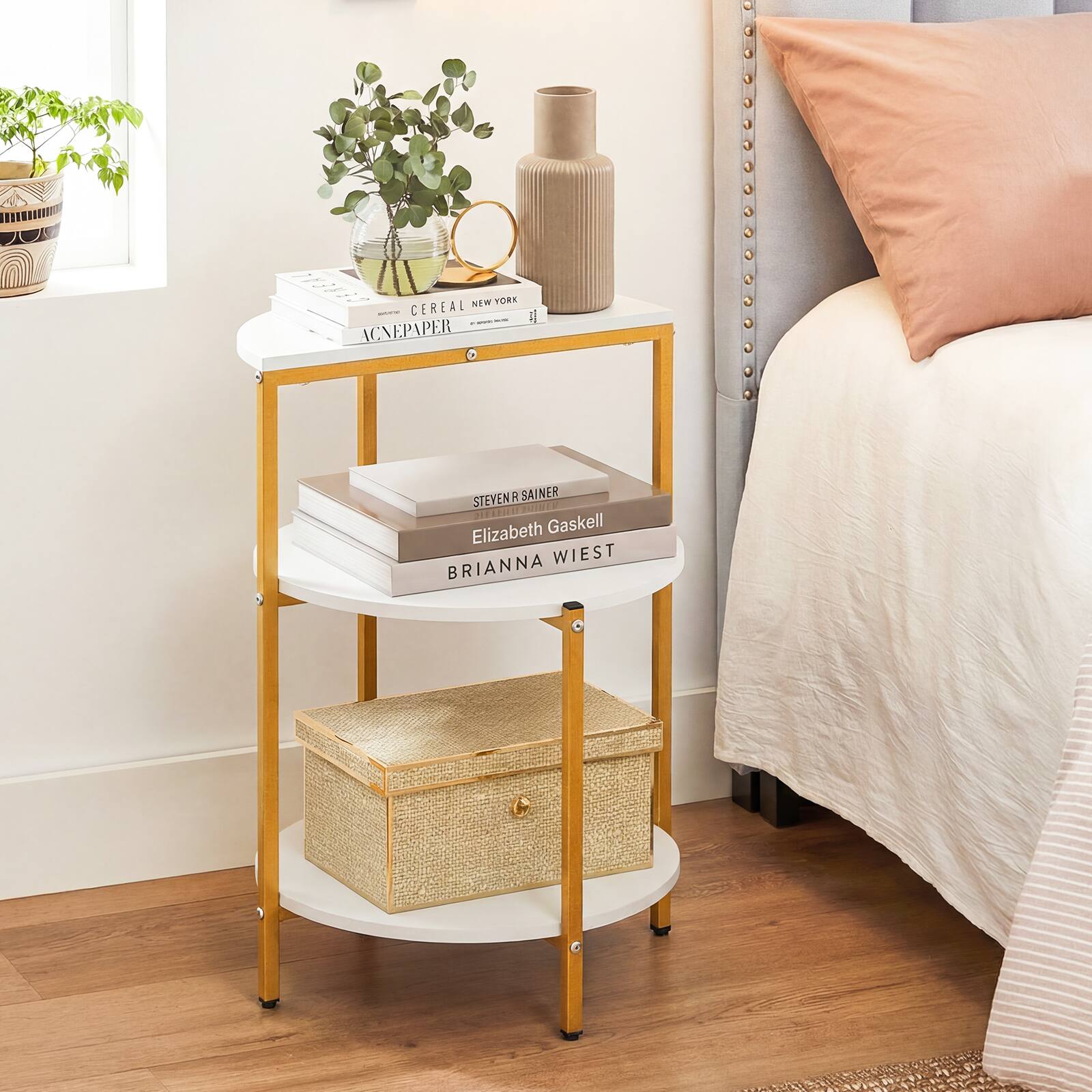 NEW YORK  
CEREAL  
ACNEPAPER  
STEVEN R. SAIN  
Elizabeth Gaskell  
BRIANNA WIEST