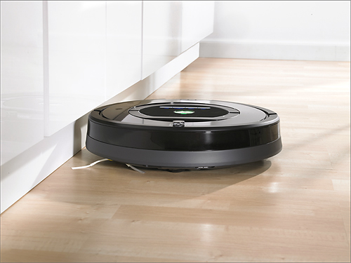 Best Buy: iRobot Roomba 770 Vacuum Cleaning Robot 77002