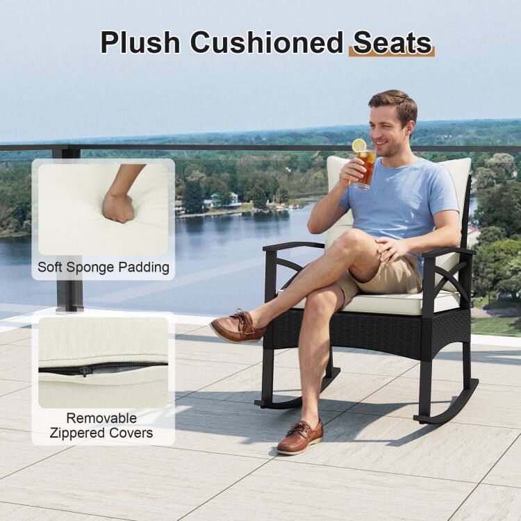Plush Cushioned Seats  
Soft Sponge Padding  
Removable Zippered Covers