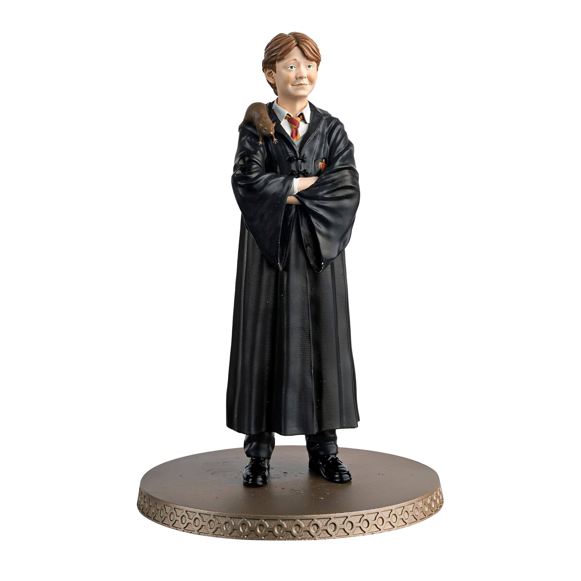 Alt View 1. Eaglemoss - Eaglemoss Harry Potter Wizarding World 1:16 Figure 010 Ron Weasley (w/ Scabbers) - Black.