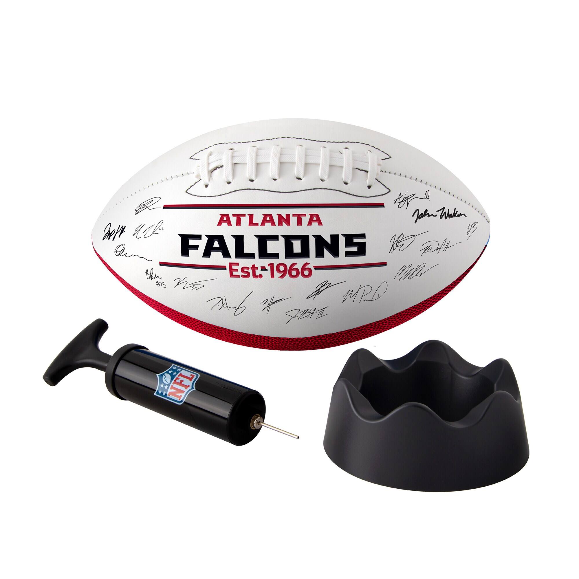 ATLANTA FALCONS  
Est-1966  

John Tucker  
Matt Ryan  
Michael Vick  
Roddy White  
Tony Gonzalez  
Michael Irvin  
Deion Sanders  
Michael Vick  
Tom Brady  
M.R.D.  
NFL