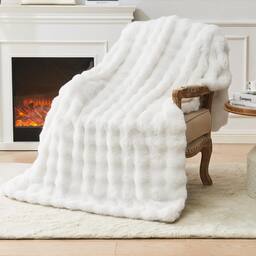 Fur Cream Throw