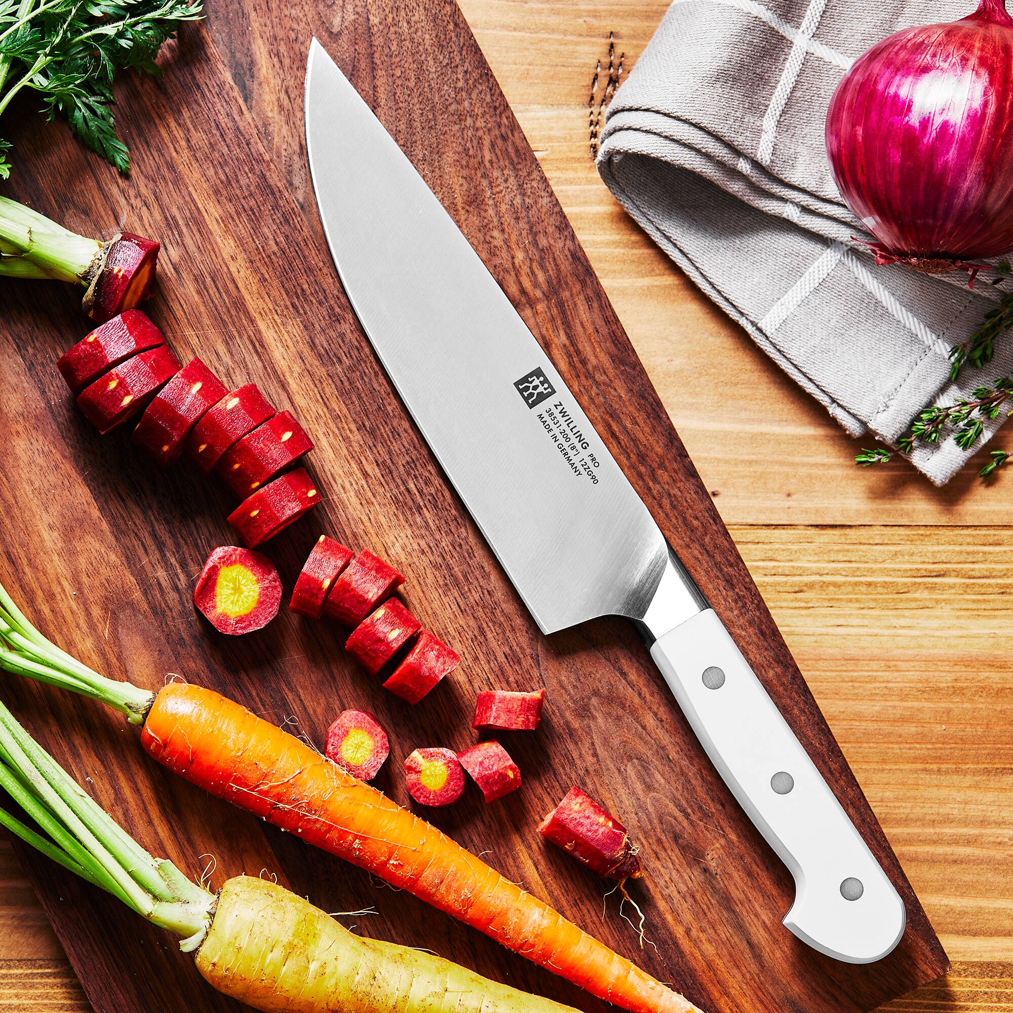 ZWILLING - Pro Le Blanc 8-inch Chef's Knife - White