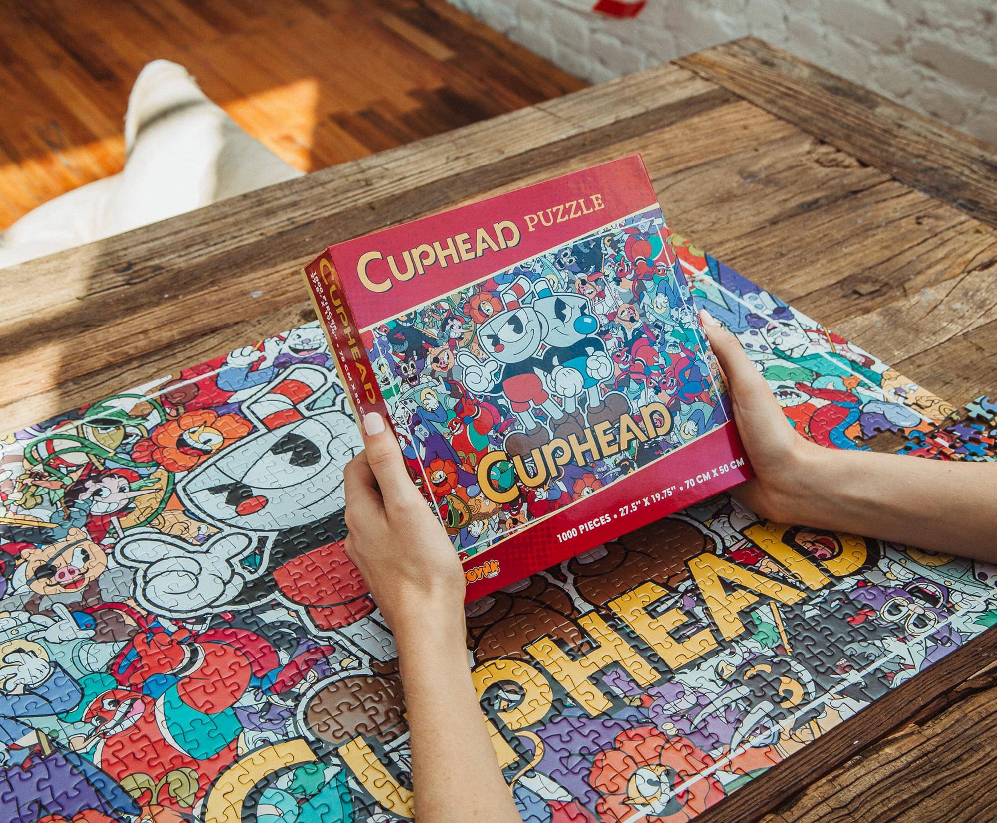 Cuphead Puzzle  
Cuphead  
1000 Pieces  
27.5" x 19.75"  
70 cm x 50 cm