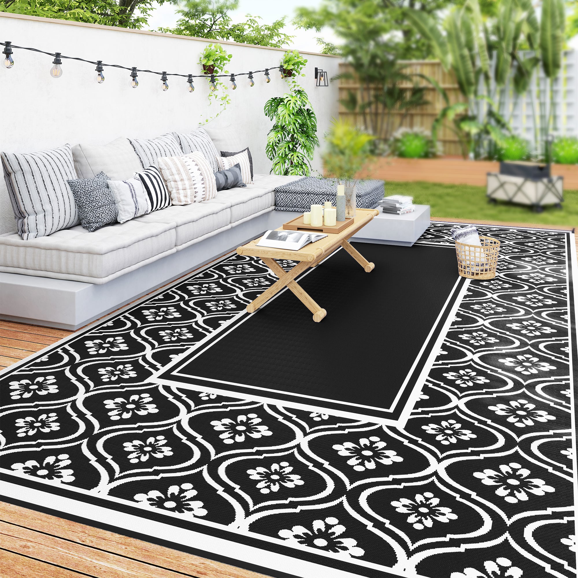 Outsunny - Outdoor Rug for Patio, 9' x 18' Waterproof Large Mat, Reversible Plastic Straw Rug for Décor - Black and White Gourd Border