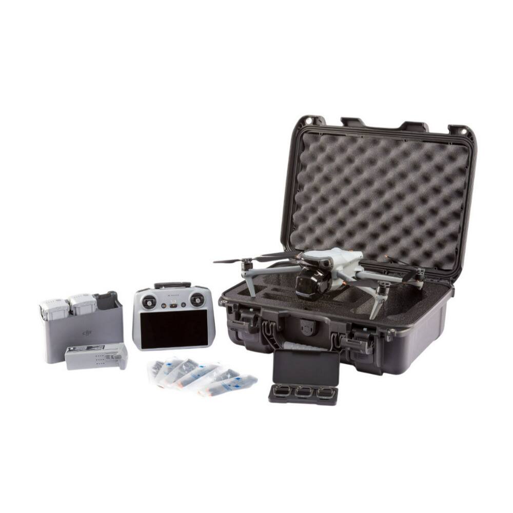 Angle. NANUK - NANUK 920 Waterproof Protective 16 L Black Case for DJI Air 3S Fly More Combo.
