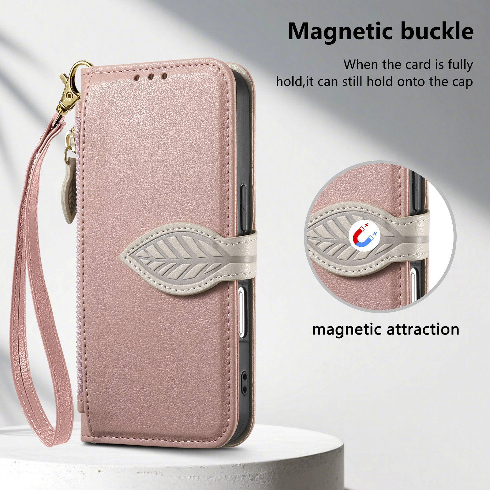 Magnetic buckle  
When the card is fully hold, it can still hold onto the cap  
magnetic attraction