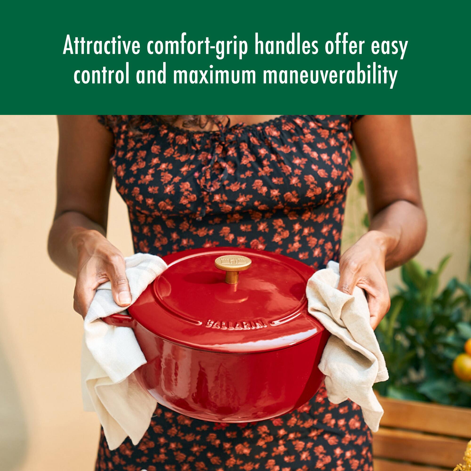 Attractive comfort-grip handles offer easy control and maximum maneuverability