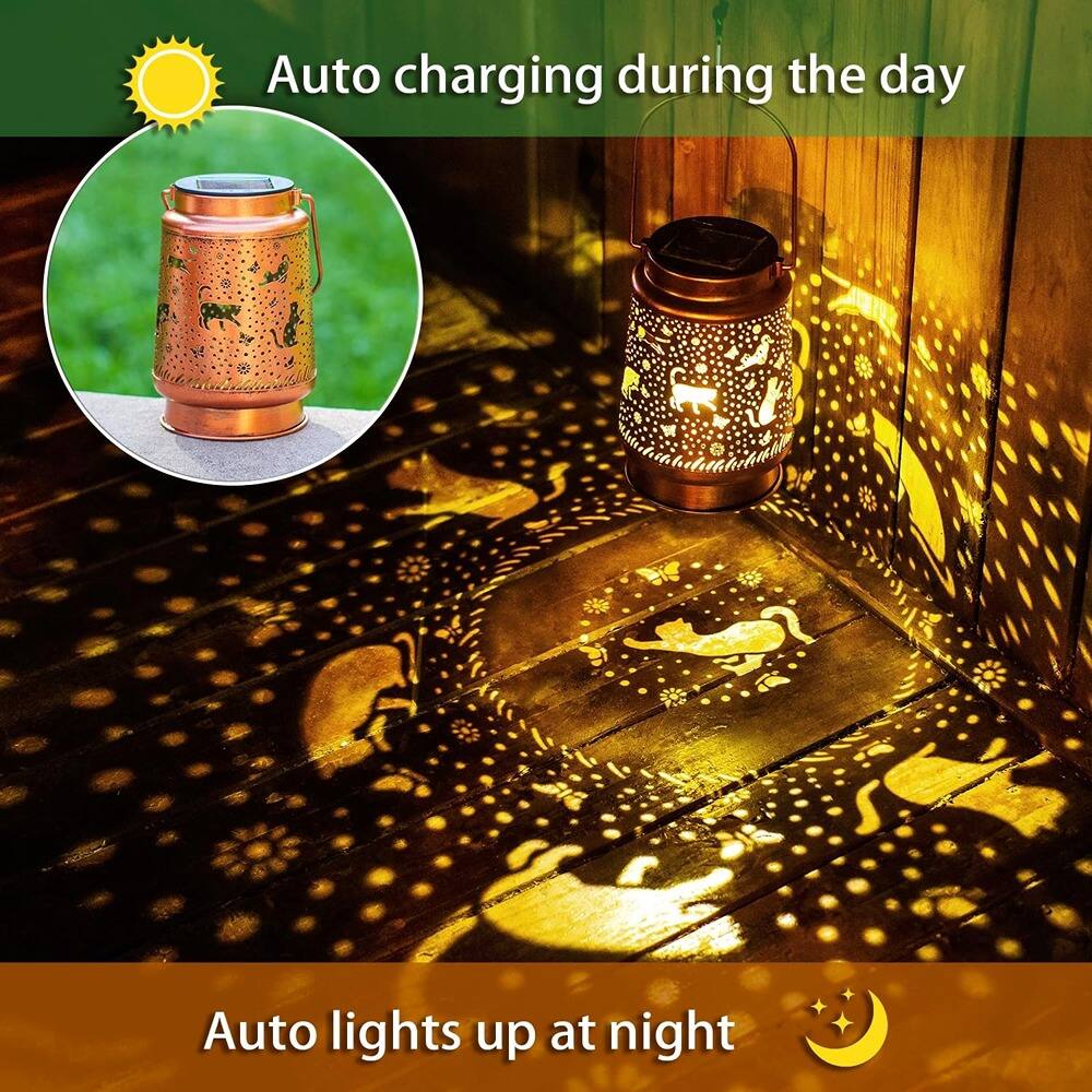 Auto charging during the day  
Auto lights up at night