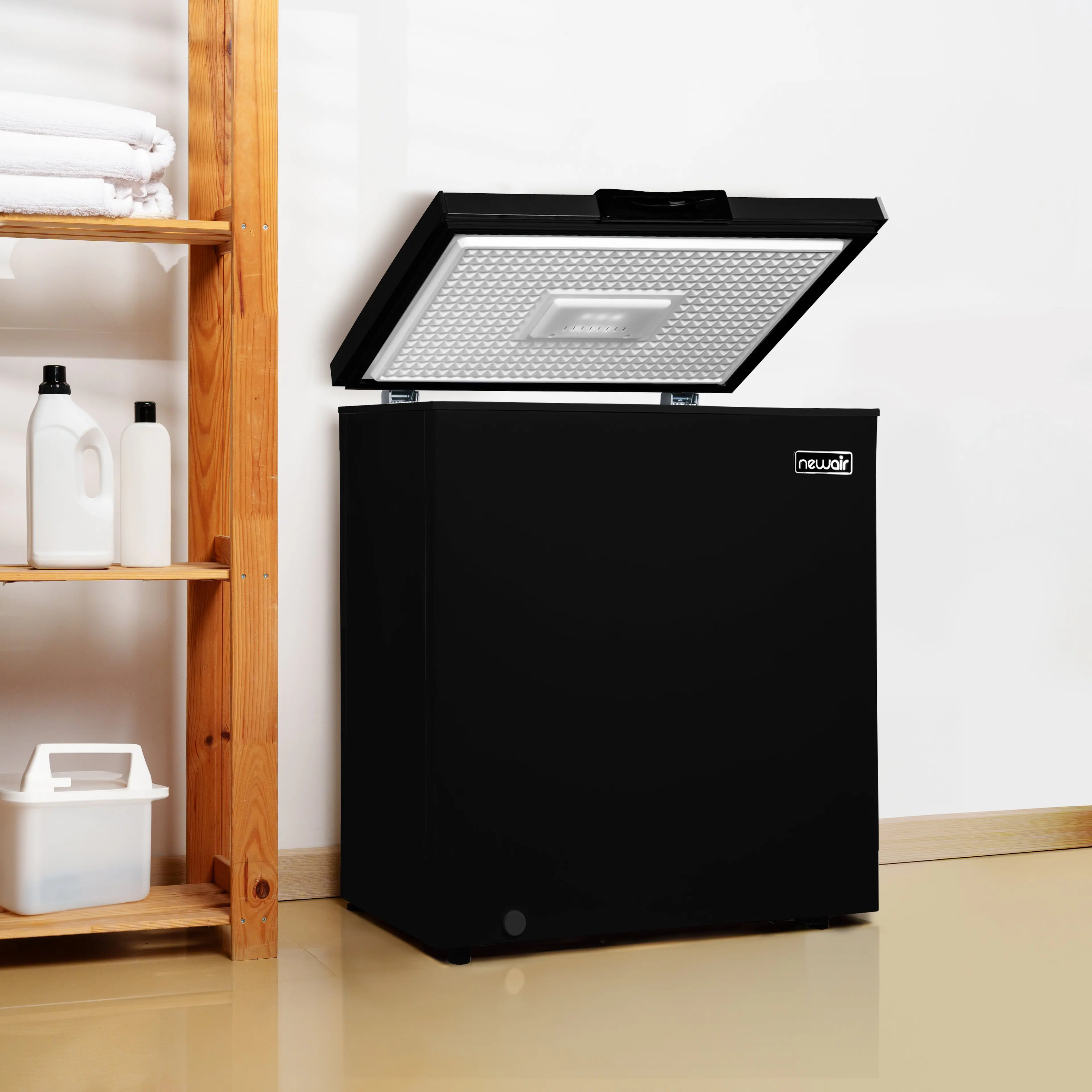 Alt View 10. NewAir - 5 Cu. Ft. Mini Deep Chest Freezer and Refrigerator in Black with Digital Temperature Control, Fast Freeze Mode - Black.