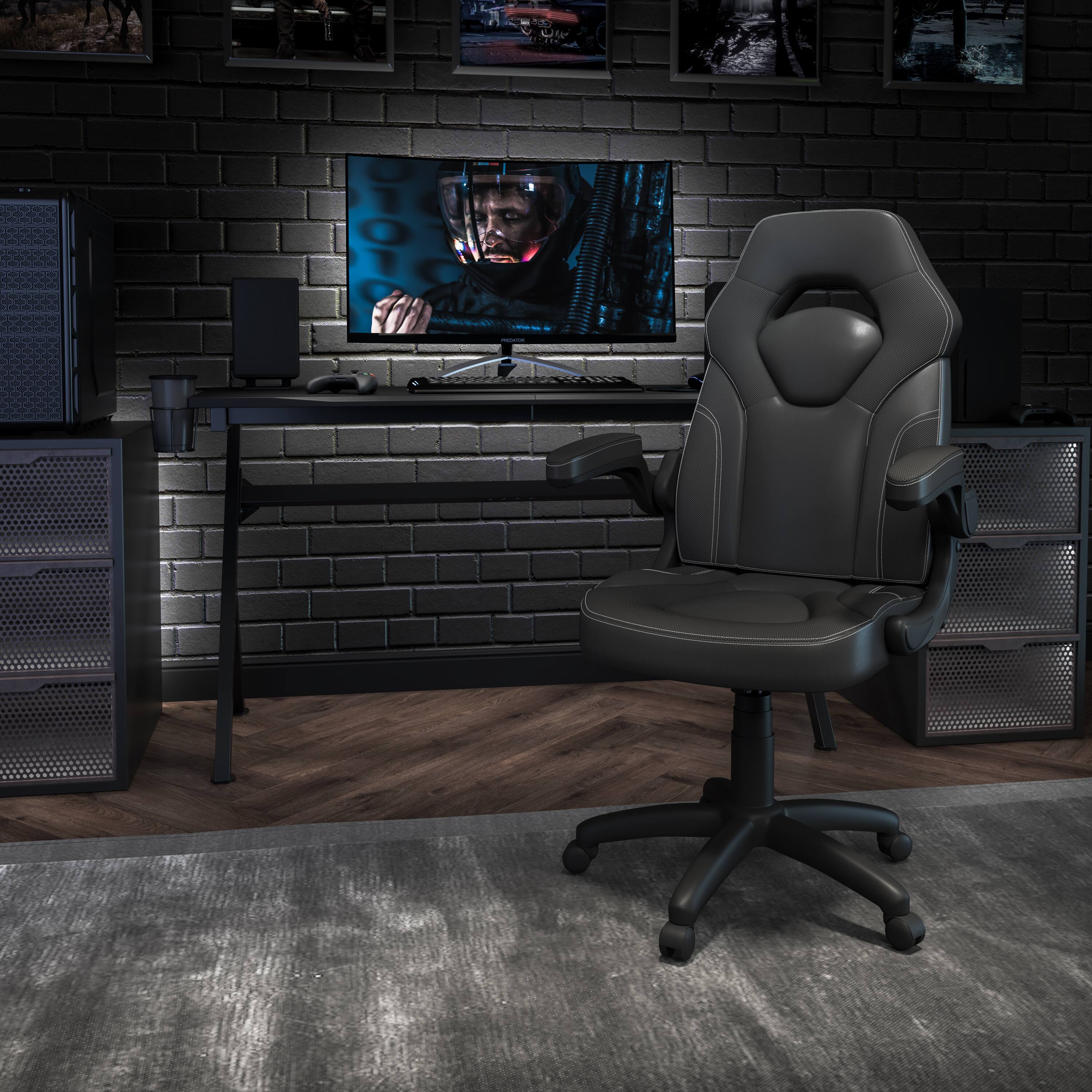 Alt View 1. Emma + Oliver - Z100 Gaming Chair Racing Office Ergonomic Computer PC Adjustable Swivel Chair - Black.