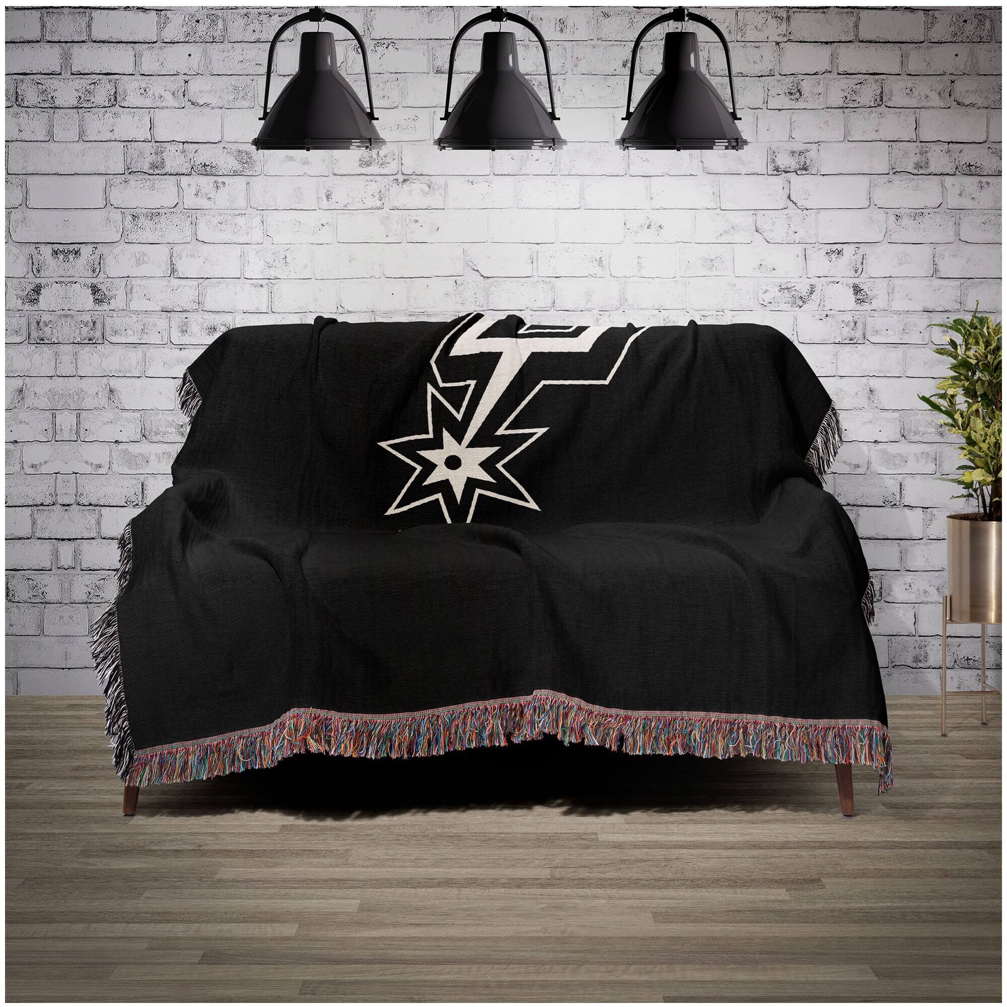 Alt View 1. Chad & Jake - San Antonio Spurs Woven Blanket - Black.