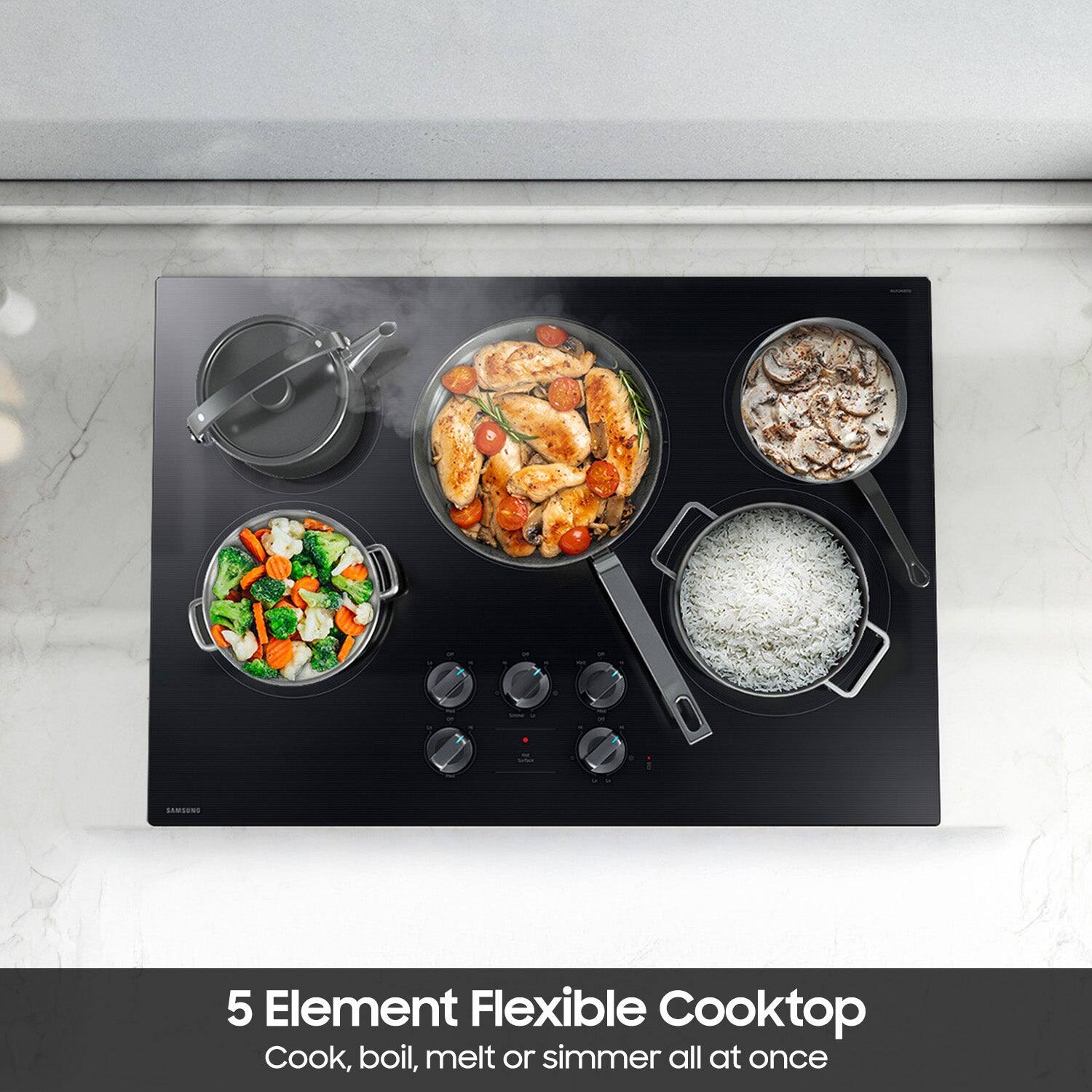 SAMSUNG 5 Element Flexible Cooktop Cook, boil, melt or simmer all at once