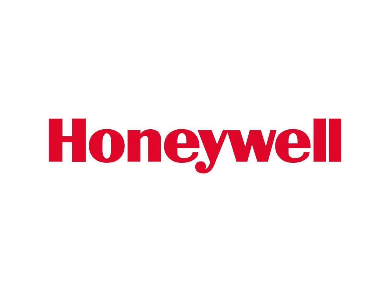 Alt View 1. Honeywell - Honeywell Turbo On The Go USB/Battery Powered Fan Black HTF090B - Black.