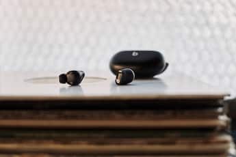 Beats Studio Buds Totally Wireless Noise Cancelling Earbuds Black Beats Studio Buds Totally Wireless Noise Cancelling Earbuds Black