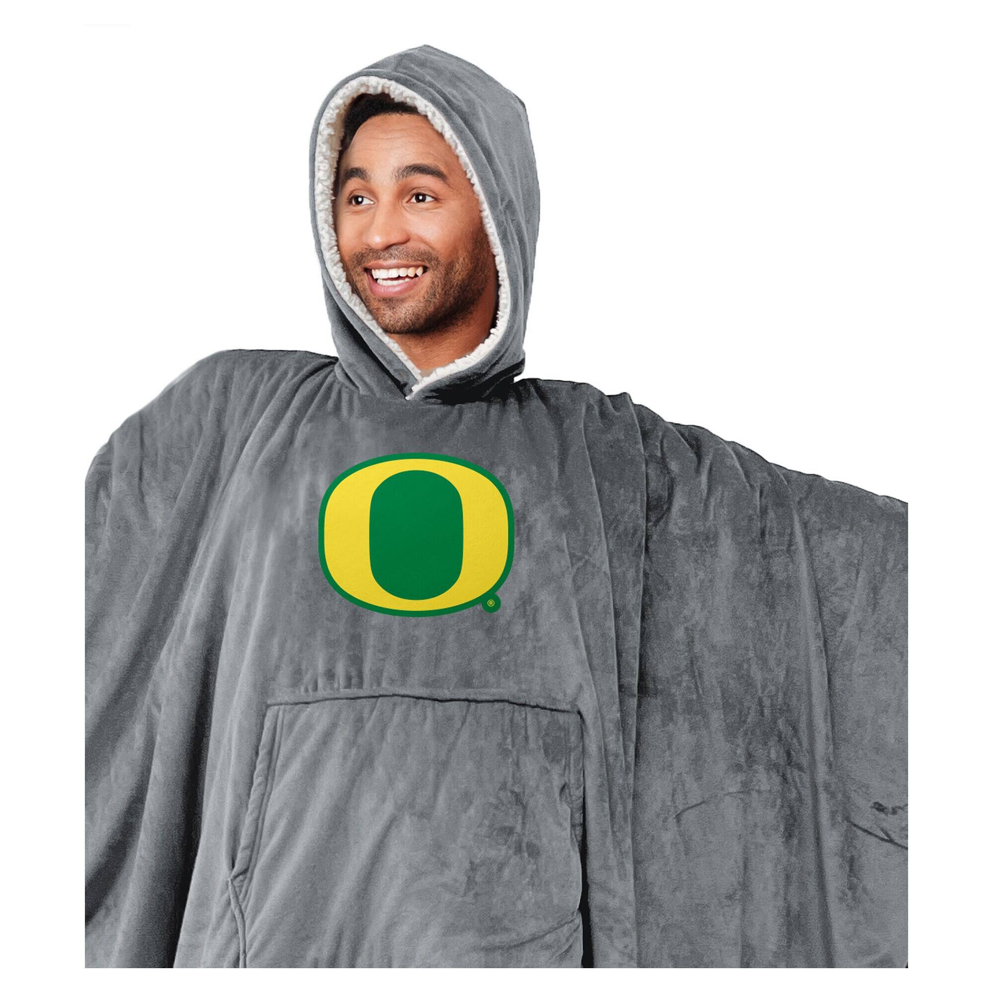 Alt View 1. Pegasus - Oregon Ducks 60" x 80" Logo Patch Sherpa Team Color Bloncho - Multicolor.