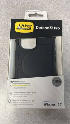 OtterBox - iPhone 17 Defender Series Pro Case for MagSafe - Black