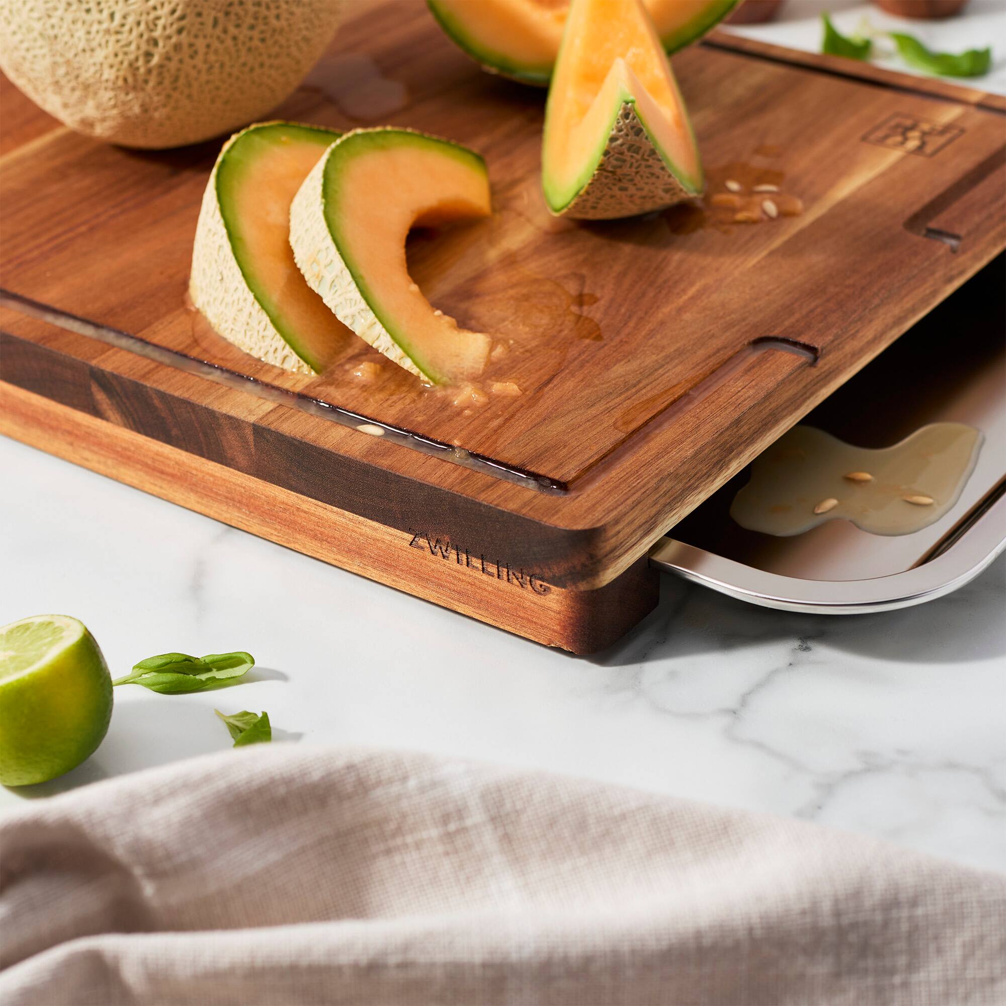 Alt View 3. ZWILLING - ZWILLING BBQ+ Cutting Board with Tray - Acadia - Acadia.