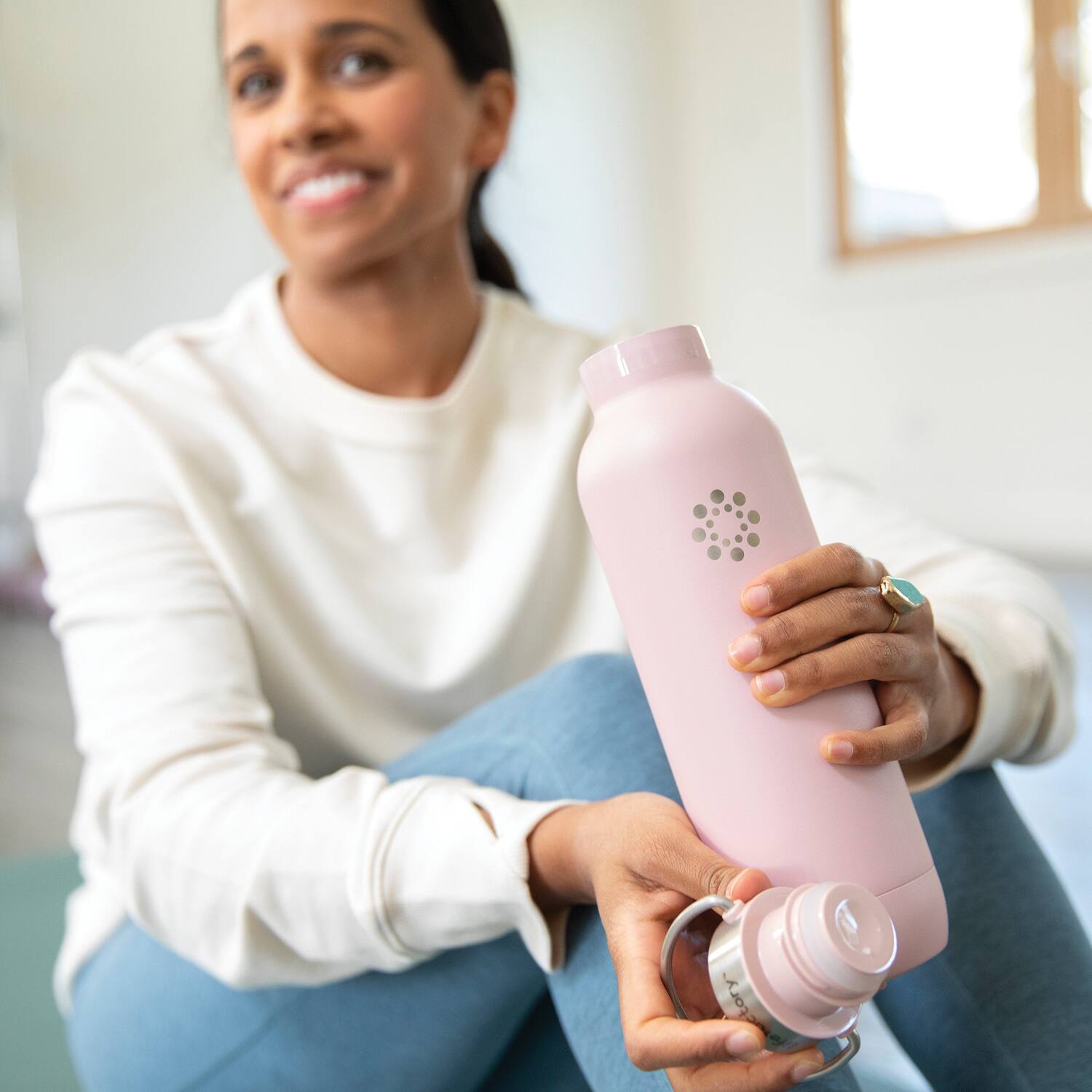 Alt View 1. Lifefactory - 32-Oz Stainless Steel Vacuum-Insulated Sport Bottle - Desert Rose.