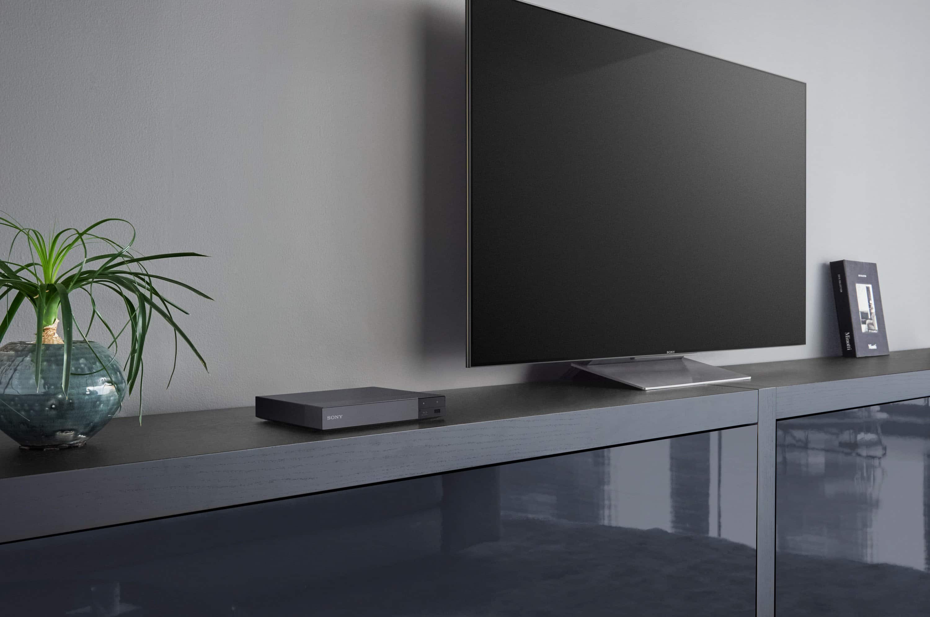 Alt View 12. Sony - BDP-S6700 Streaming 4K Upscaling Wi-Fi Built-In Blu-ray Player - Black.