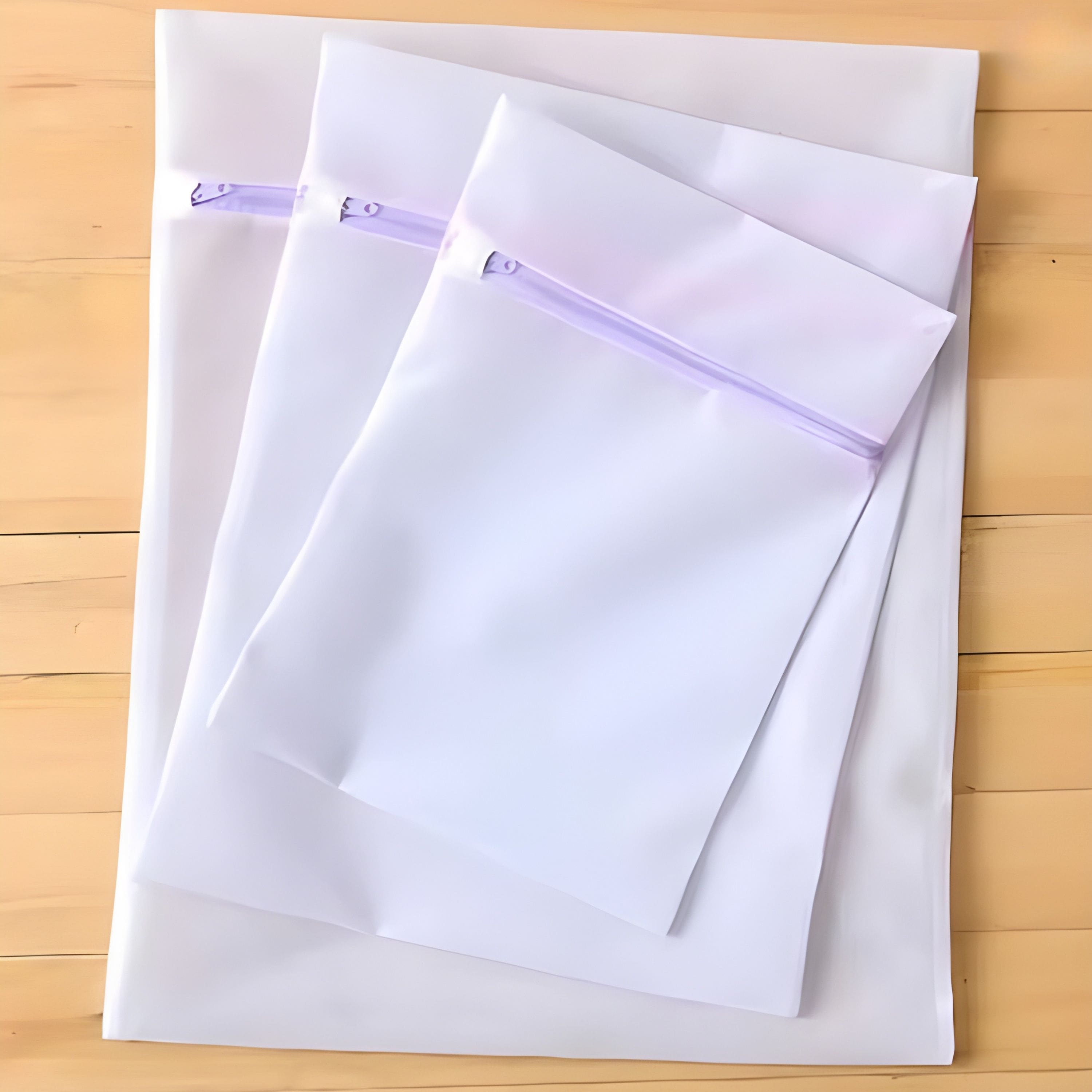 Kitcheniva - Laundry Mesh Bags - 3 Pack (Small, Medium, Large) Reusable Washing Bags for Clothes, Delicates, Shoes - Purple