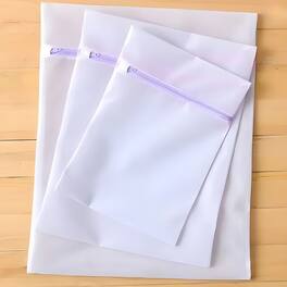 Kitcheniva - Laundry Mesh Bags - 3 Pack (Small, Medium, Large) Reusable Washing Bags for Clothes, Delicates, Shoes - Purple