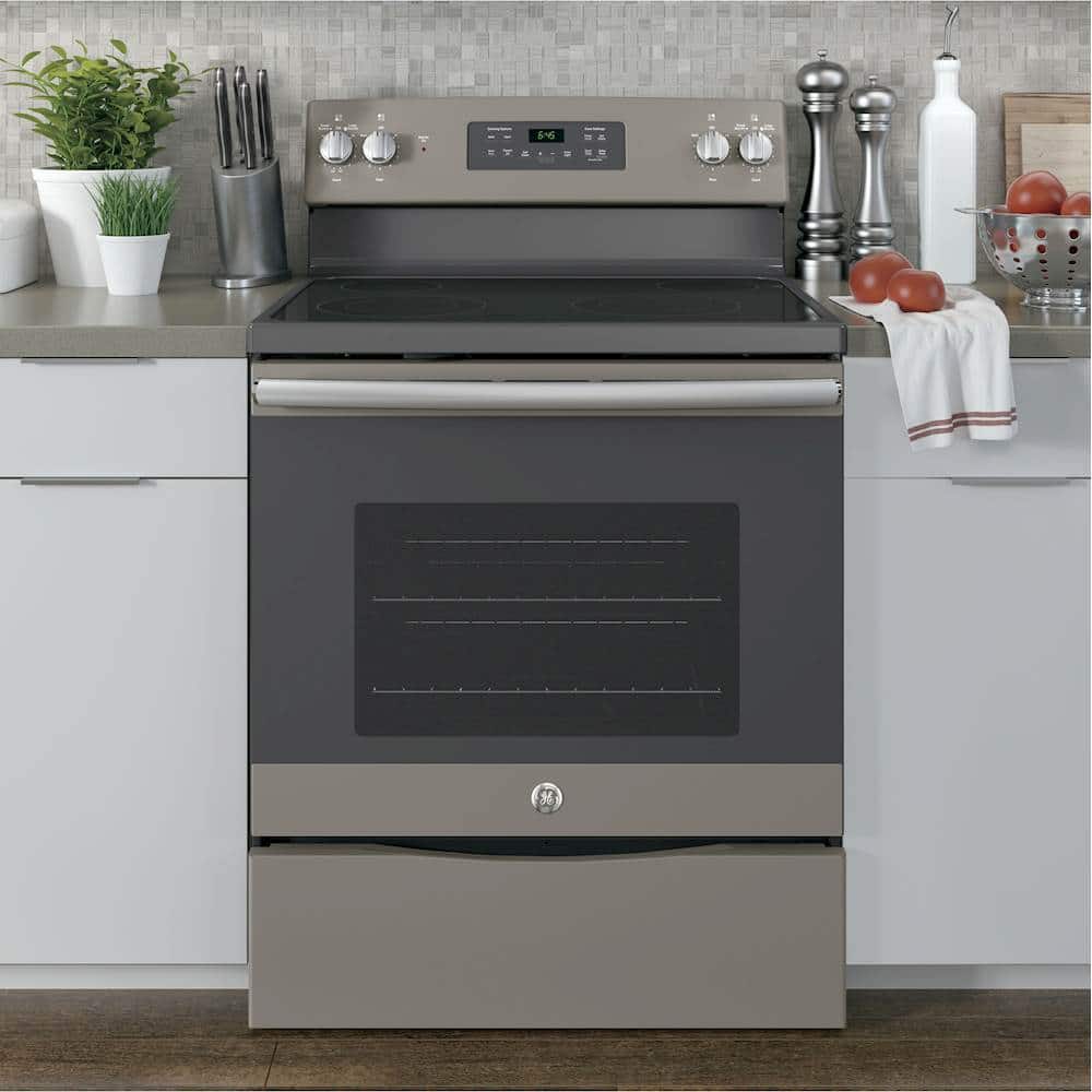 Alt View 18. GE - 5.3 Cu. Ft. Freestanding Electric Range with Self-cleaning - Slate.