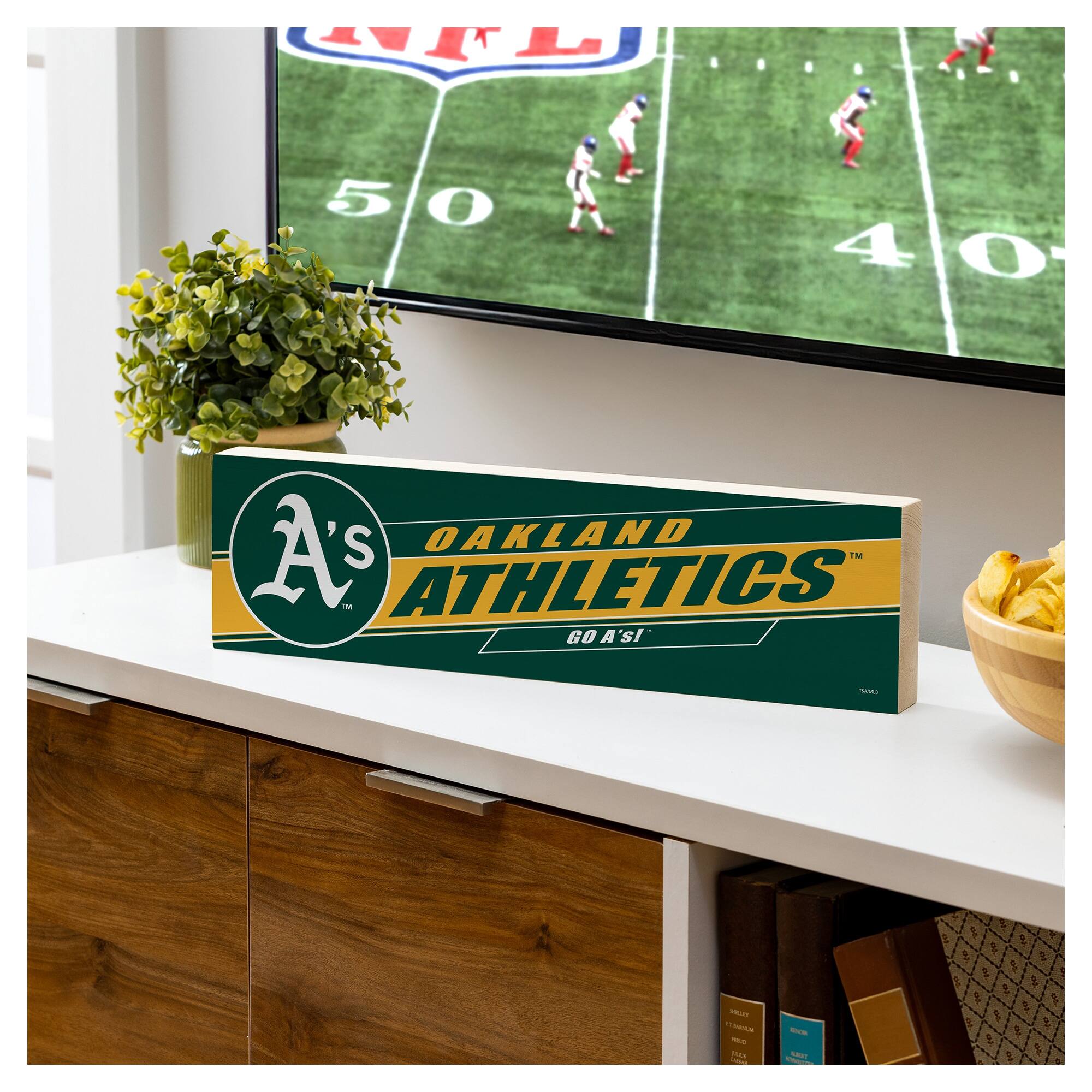 A's  
OAKLAND ATHLETICS  
GO A's!