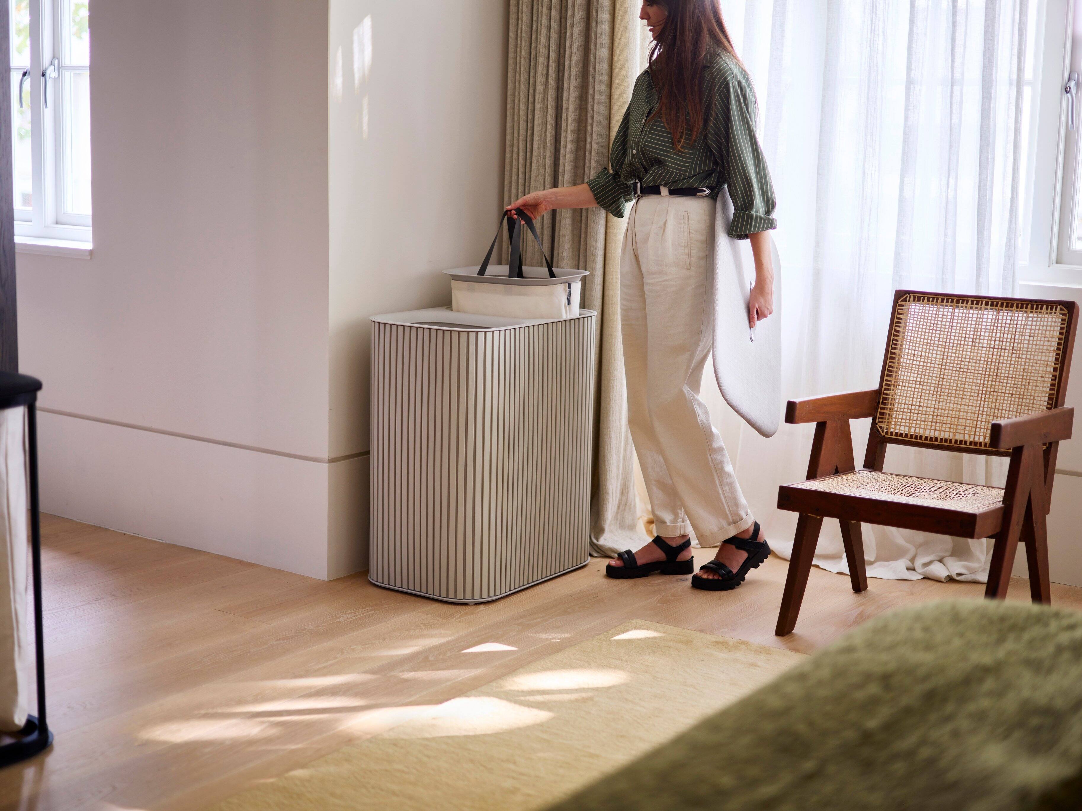 Joseph Joseph Tota Luxe 90 liter Bamboo Laundry Separation Hamper