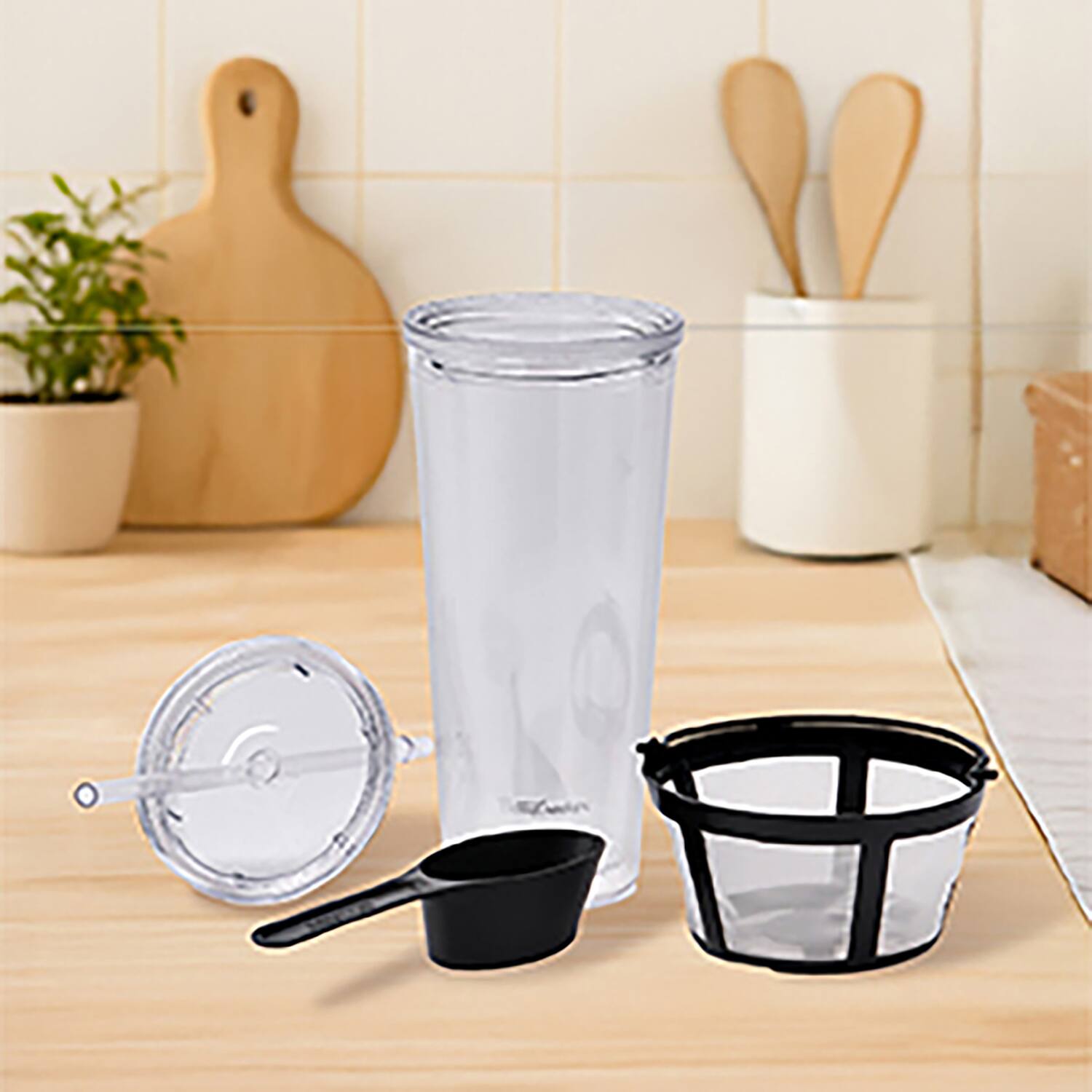 Alt View 10. Betty Crocker - Coffee Maker for Iced & Hot Brew, Brews in 4 Minutes - Black.