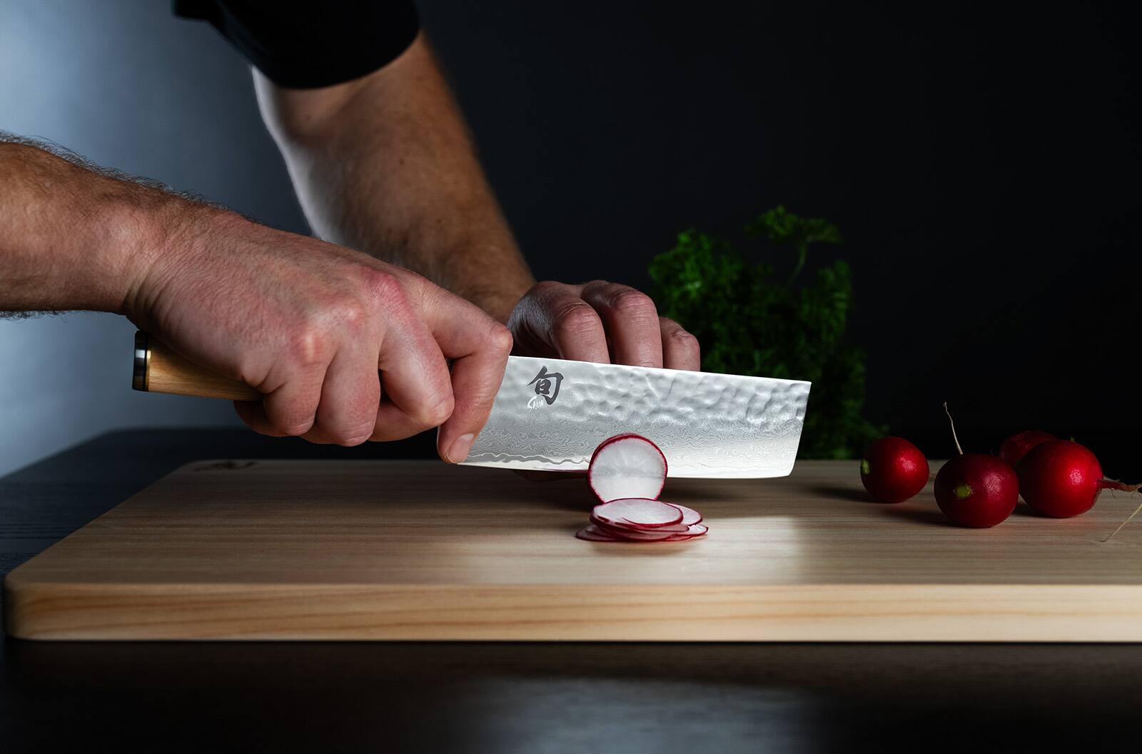 Alt View 5. Shun - Premier Blonde 5.5 Inch Nakiri Knife - Silver.