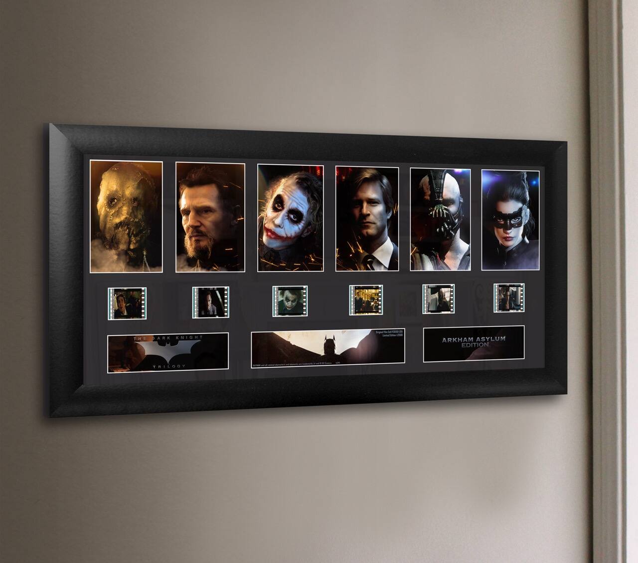 Sure, here is the corrected and grouped text from the image:

---

**Top Row:**
- EE
- THERE ARE NO HEROES
- ARKHAM ASYLUM EDITION TRILOGY

**Bottom Row:**
- THE DARK KNIGHT TRILOGY
- ARKHAM ASYLUM EDITION

---