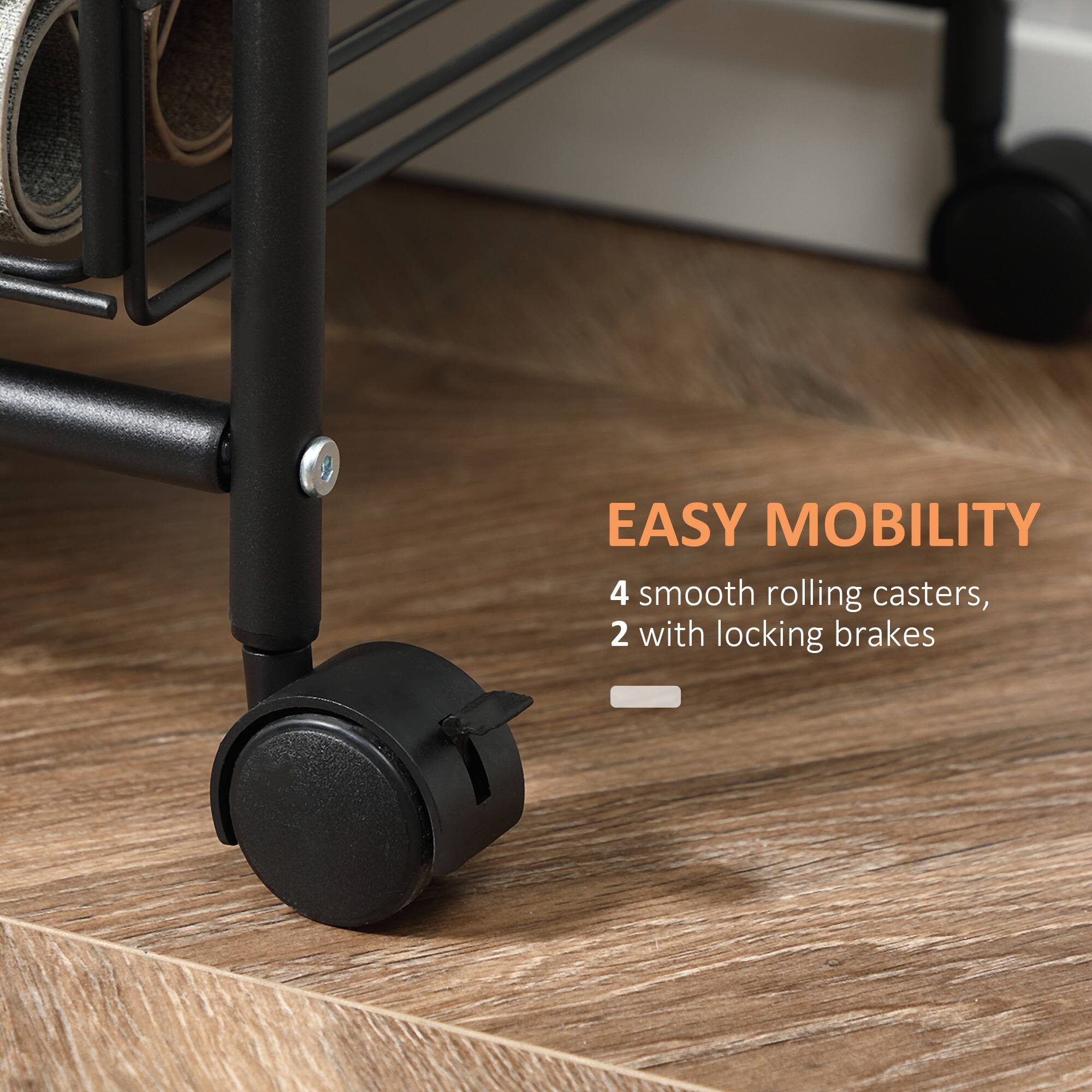 EASY MOBILITY  
4 smooth rolling casters, 2 with locking brakes