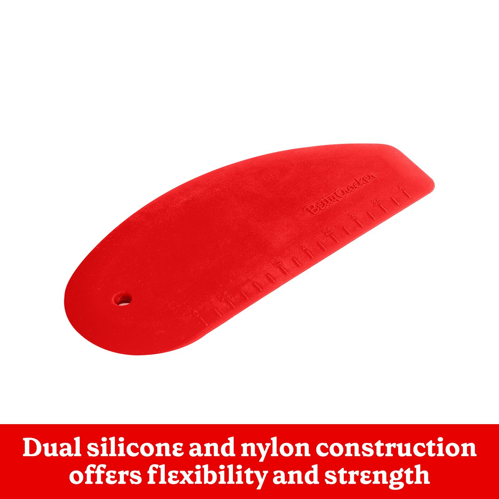 Betty Crocker 3.5 25

Dual silicone and nylon construction offers flexibility and strength