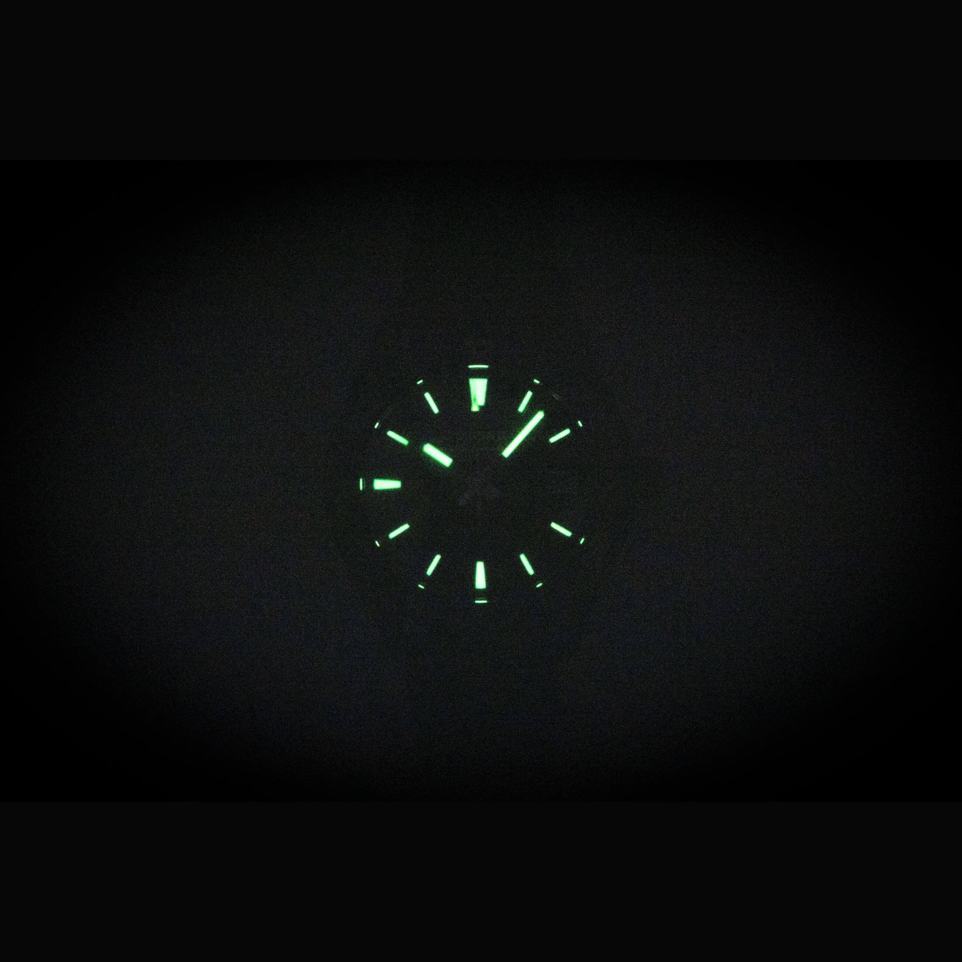 Angle. Orient - Mako Silicone Strap Black Dial Automatic Diver's RA-AC0Q10N 200M Men's Watch - Black.