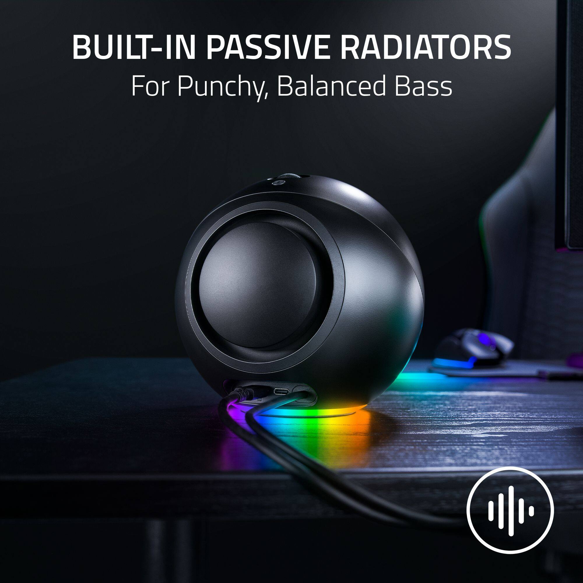 BUILT-IN PASSIVE RADIATORS  
For Punchy, Balanced Bass
