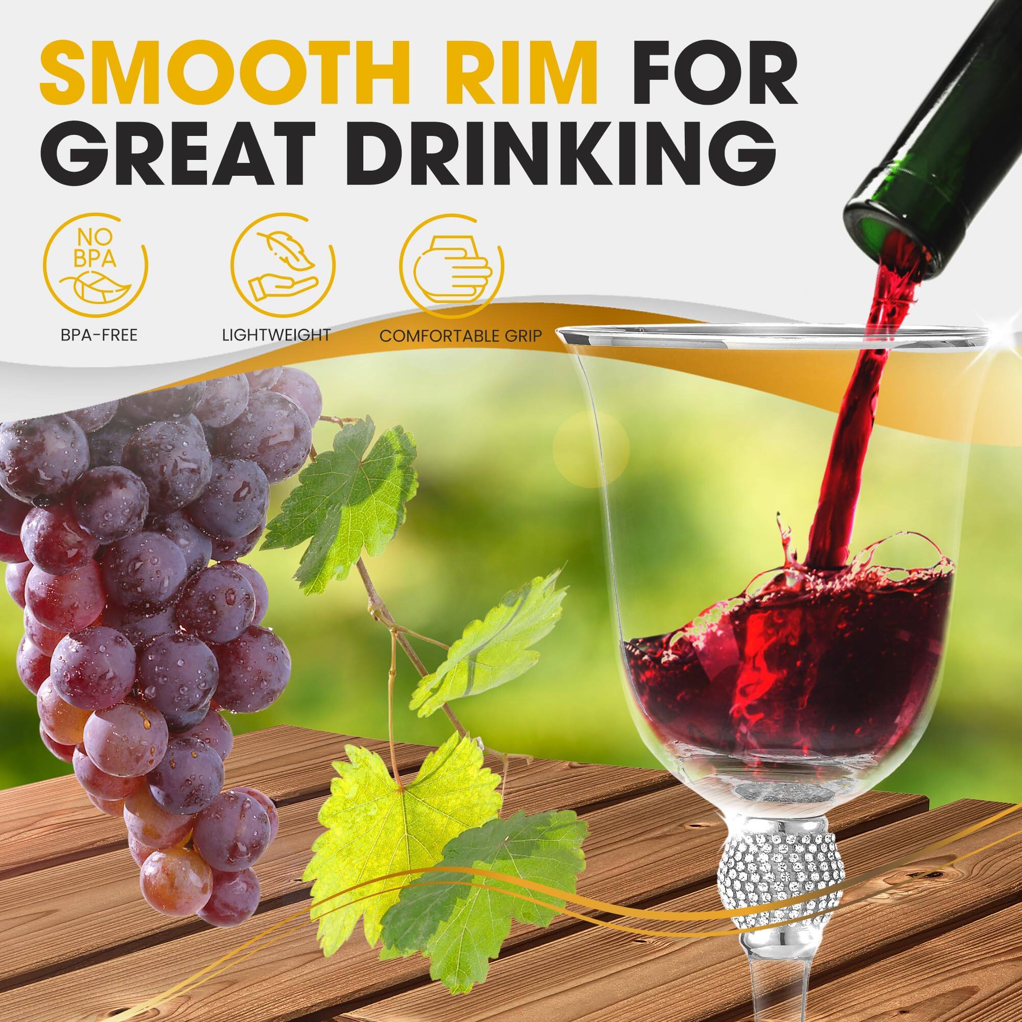SMOOTH RIM FOR GREAT DRINKING  
NO BPA  
BPA-FREE  
LIGHTWEIGHT  
COMFORTABLE GRIP