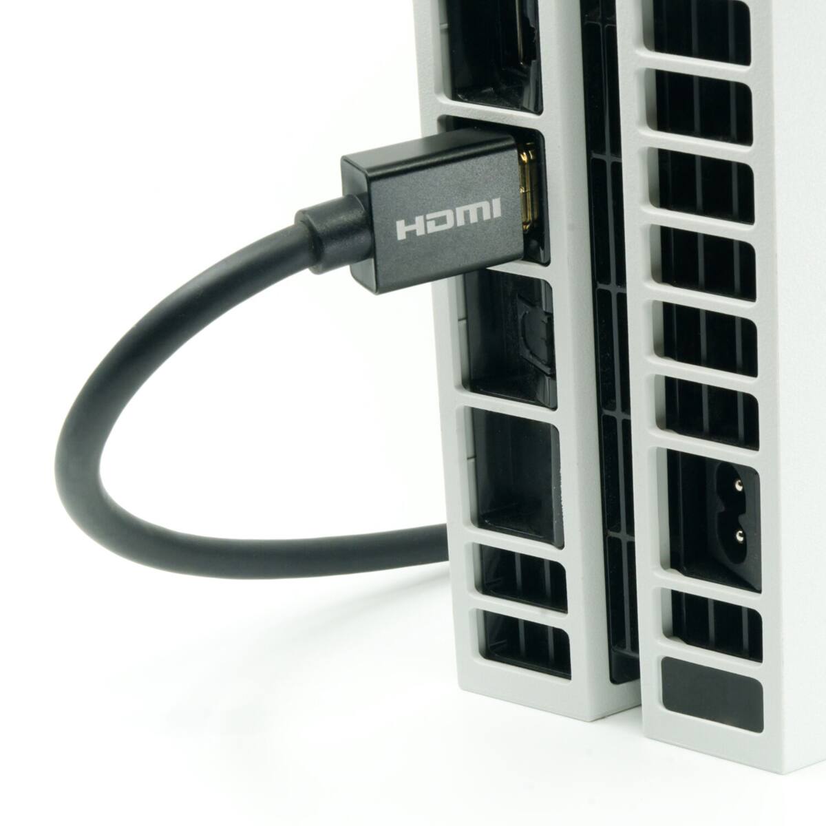 Alt View 2. ZILR - ZILR 8K Ultra Speed HDMI 2.1 Cable 2M/6.6' Type-A to Type-A, Secure Locking, PS5, 8K60, 4320p, 4K120, 2160p, HD240,.