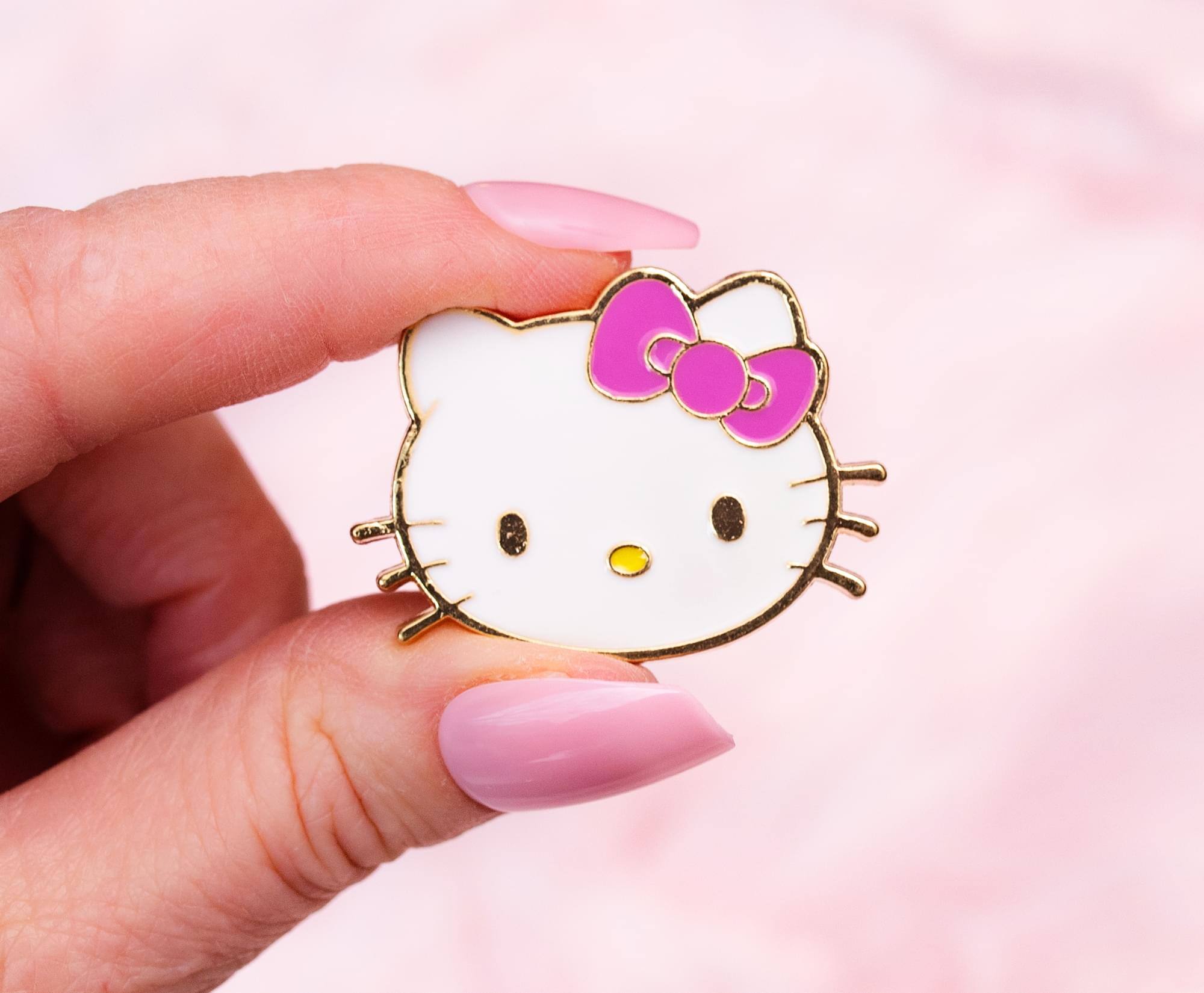 Alt View 3. Hello Kitty - Sanrio Hello Kitty 4-Piece Enamel Pin Set - Pink.