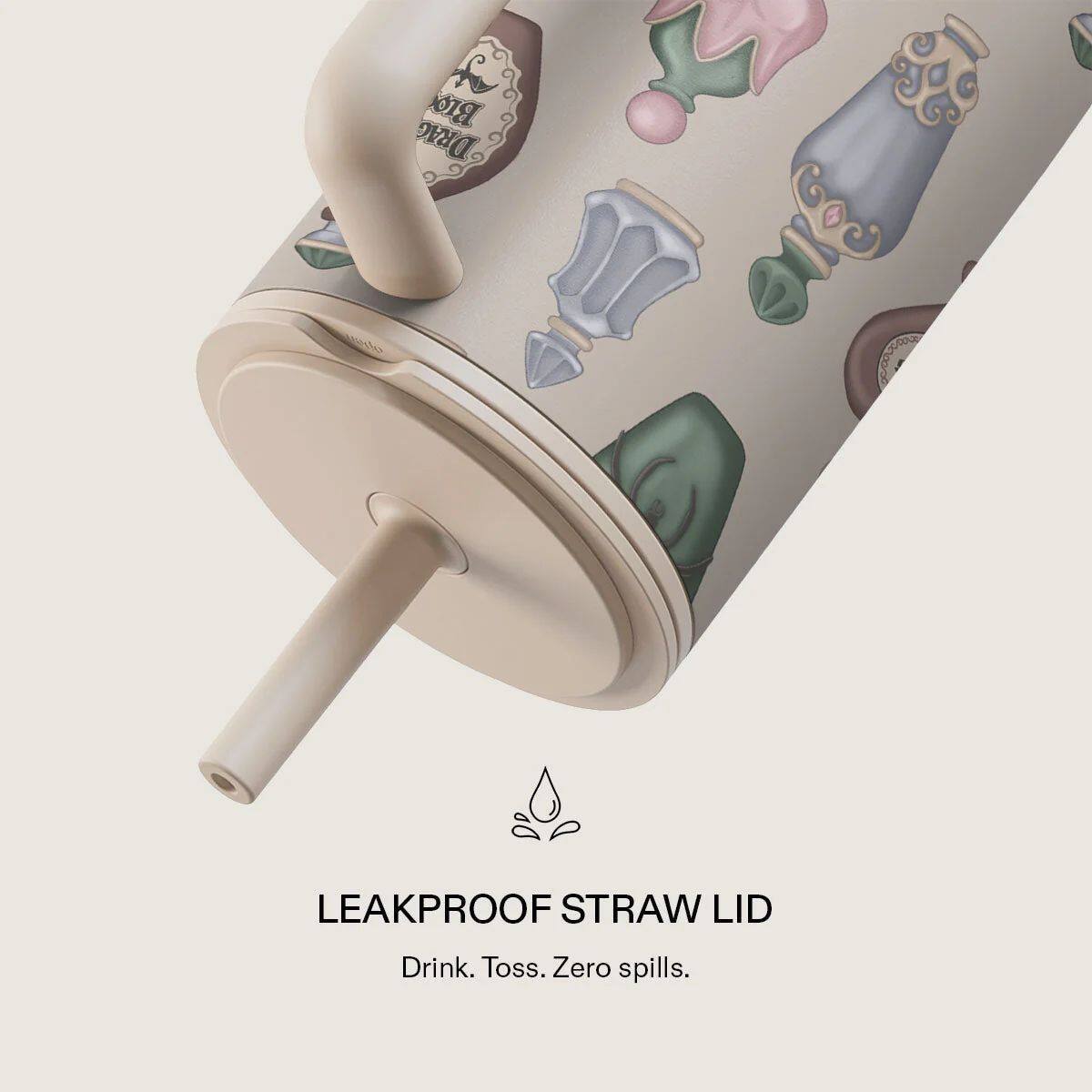 LEAKPROOF STRAW LID  
Drink. Toss. Zero spills.