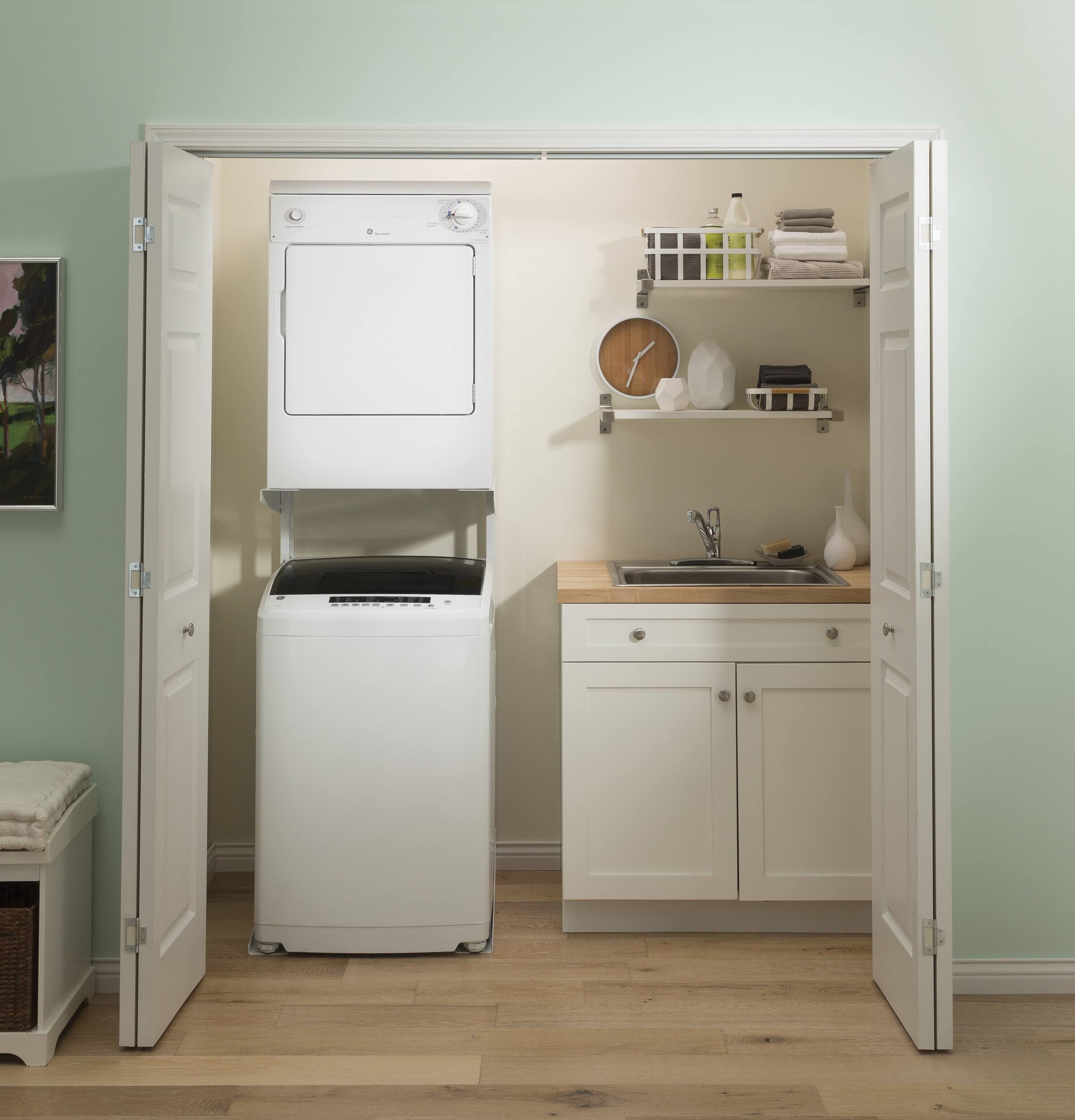 Alt View 4. GE - 3.6 Cu. Ft. Stackable Electric Dryer with Portable - White.