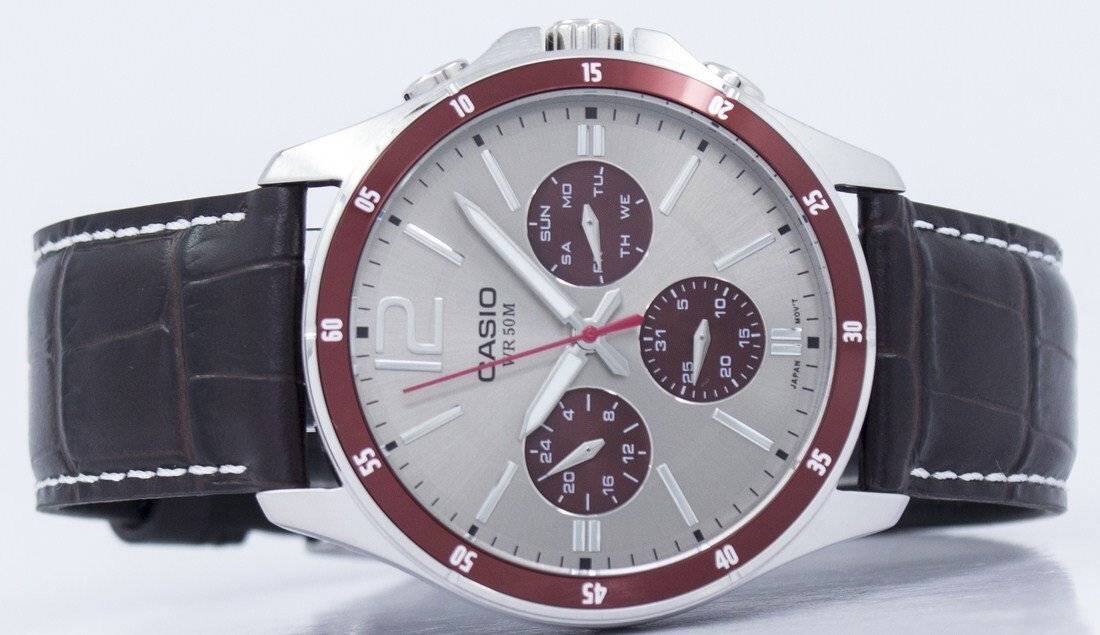 CASIO  
WR 50M R  
JAPAN  

10 15 20 05 60 12 55  
25 20 15 10 5 30 35 40 45  

SUN MON TUE WED THU FRI SAT  
24 25 26 27 28 29 30 31  

MOV'T