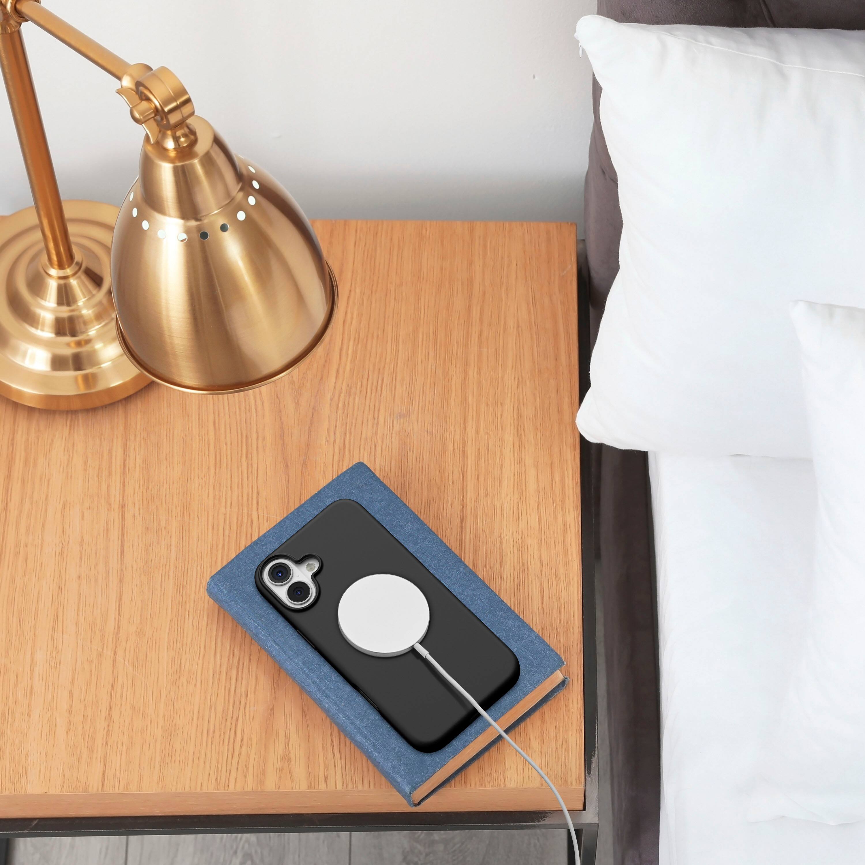 Alt View 14. Insignia™ - Silicone Case with MagSafe for iPhone 16 - Black.