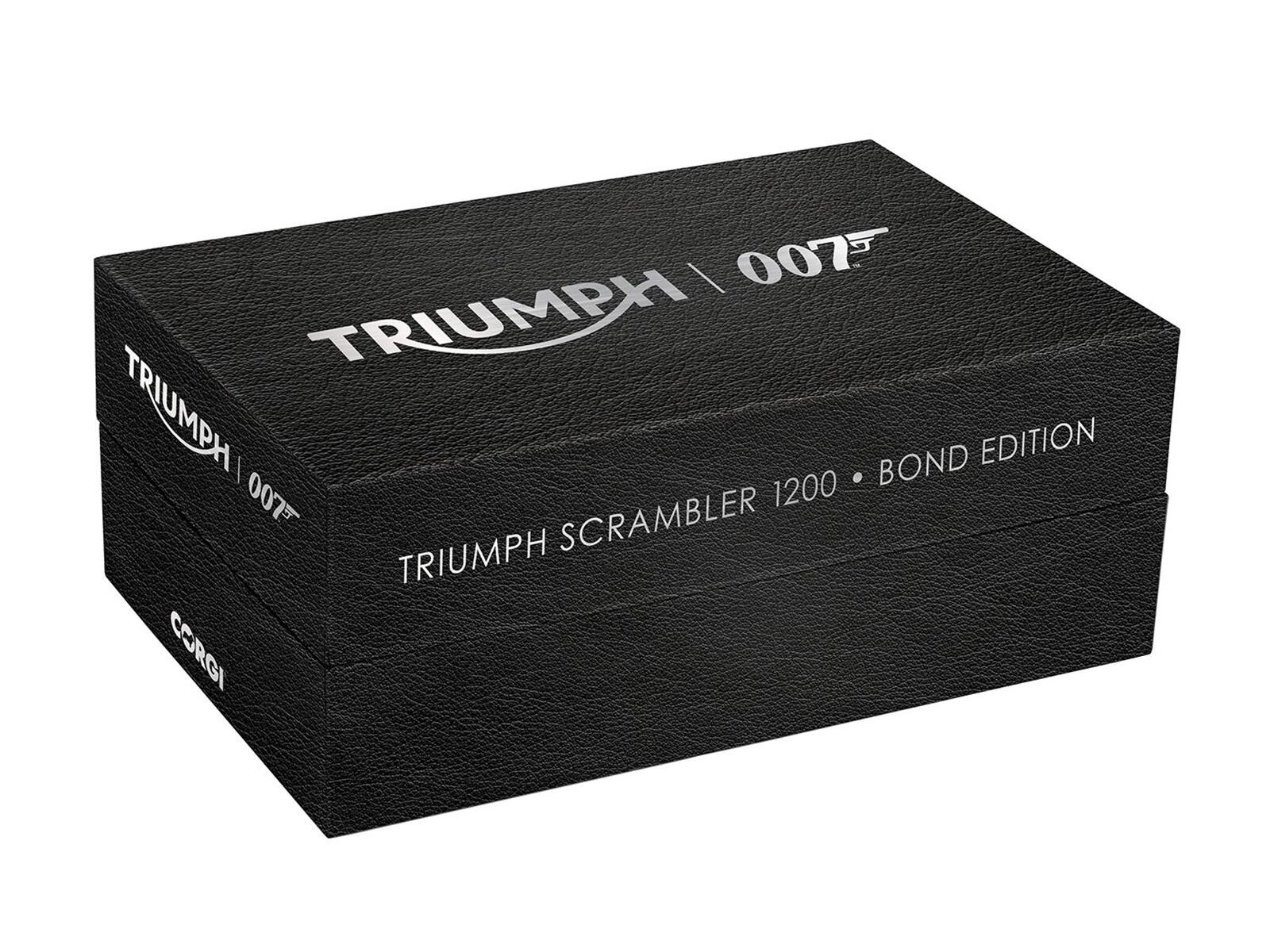 TRIUMPH | 007  
TRIUMPH SCRAMBLER 1200 • BOND EDITION  
TRIUMPH | 007  
CCORGI