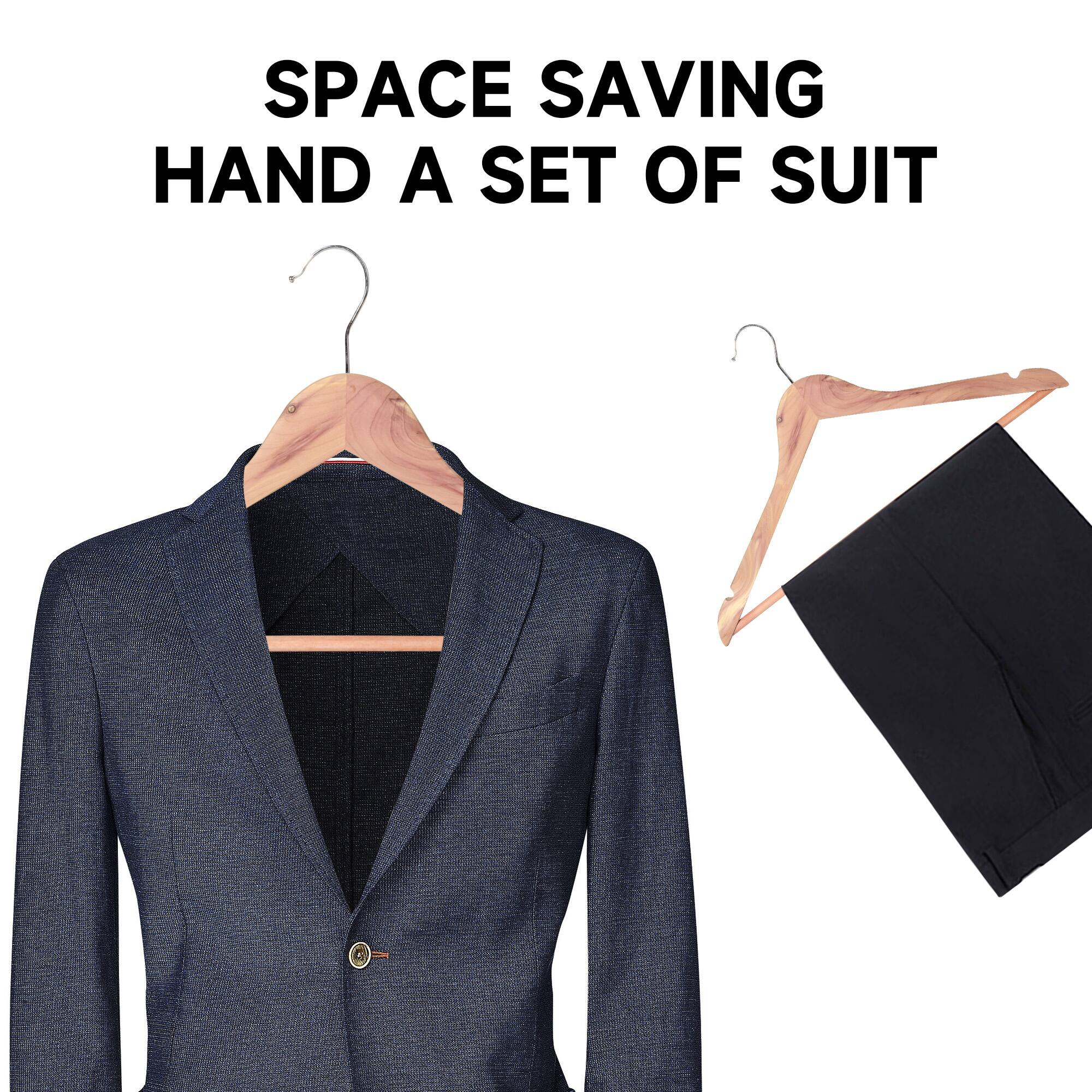 SPACE SAVING  
HAND A SET OF SUIT