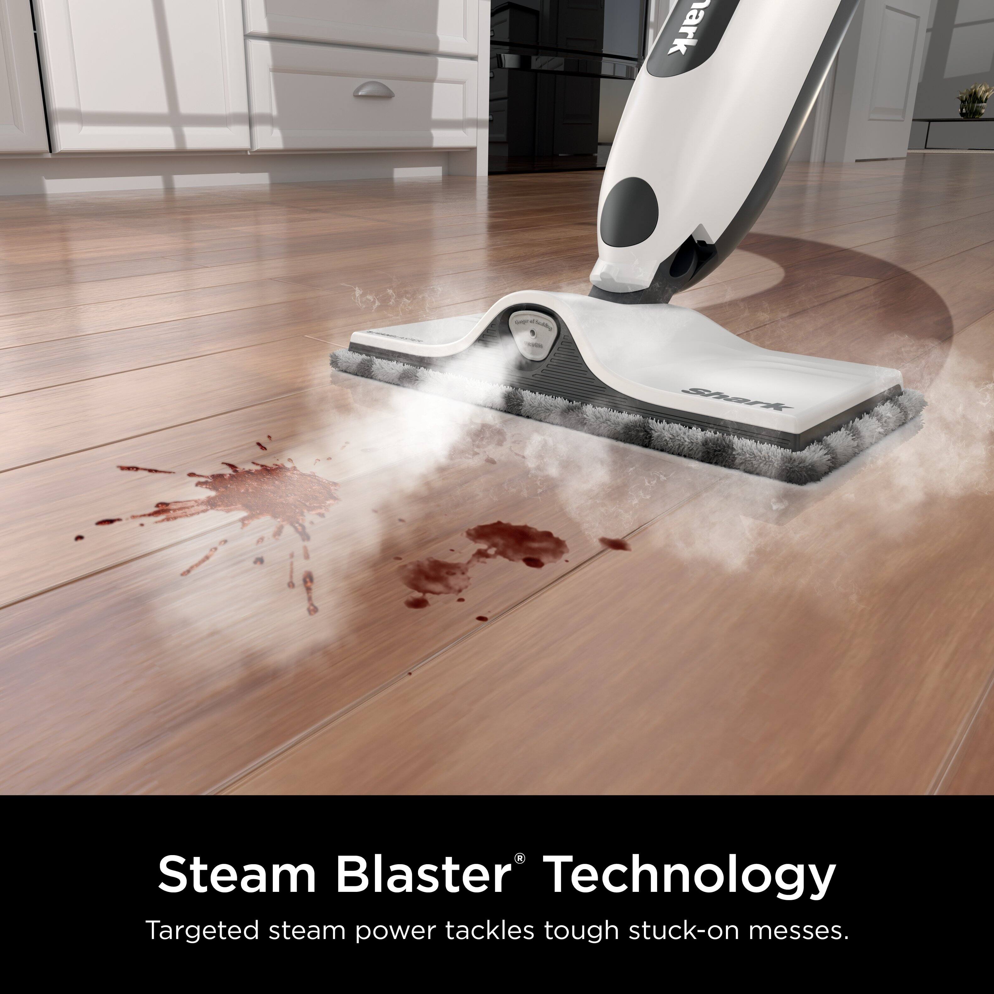Steam Blaster® Technology  
Targeted steam power tackles tough stuck-on messes.